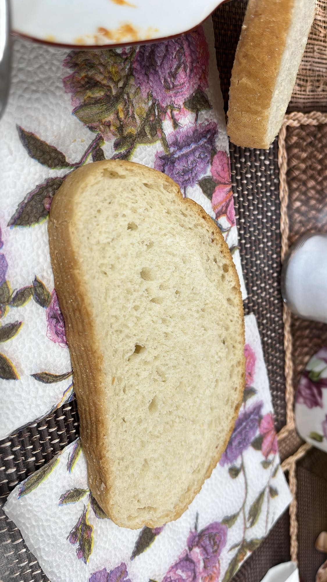 Бял хляб резен