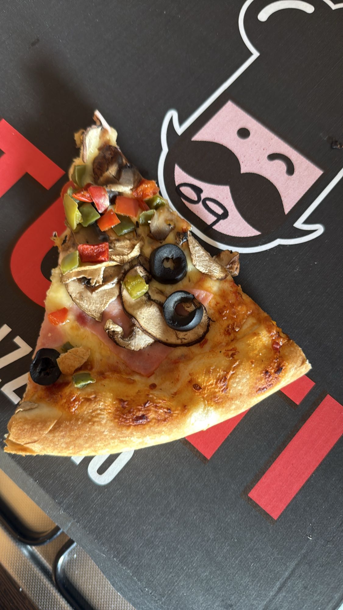 Felie pizza cu legume