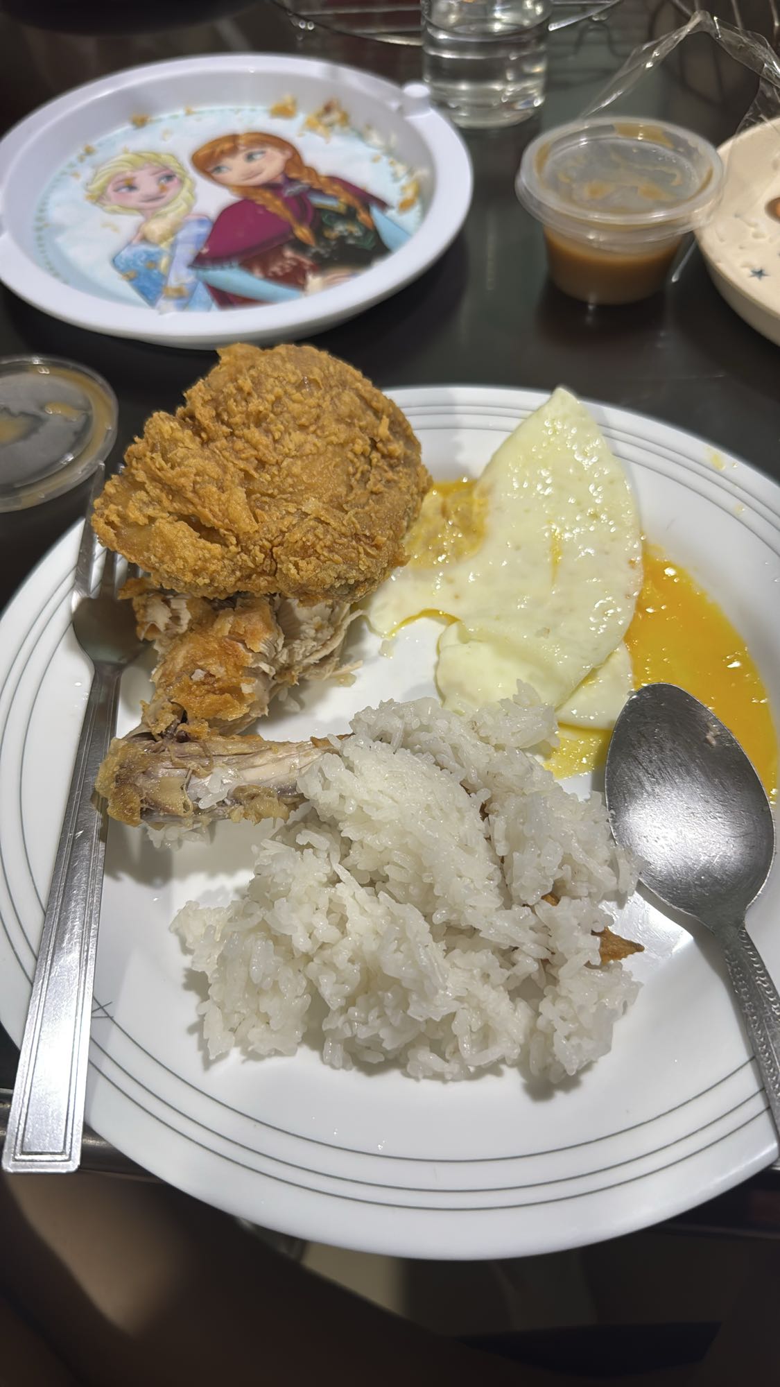 Fried chicken rice egg