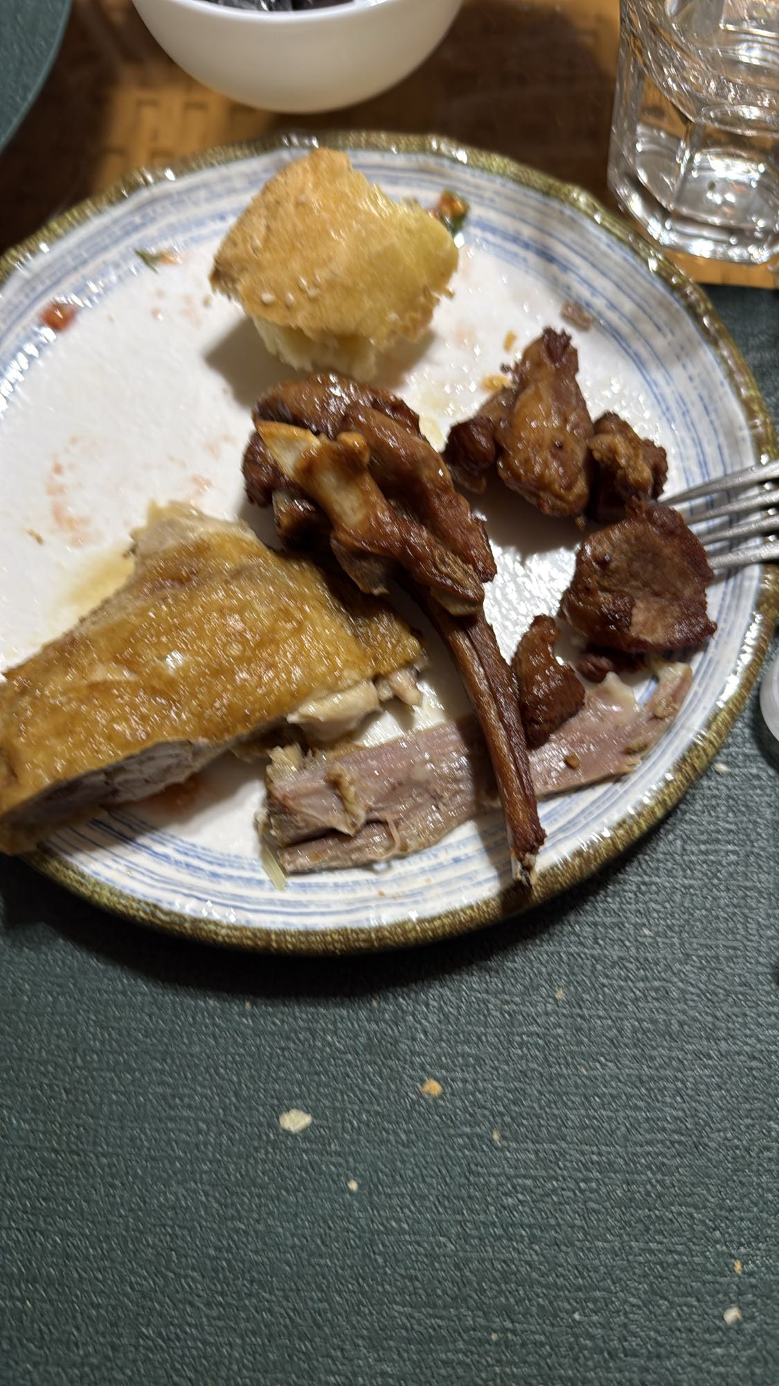 мясо с хлебом