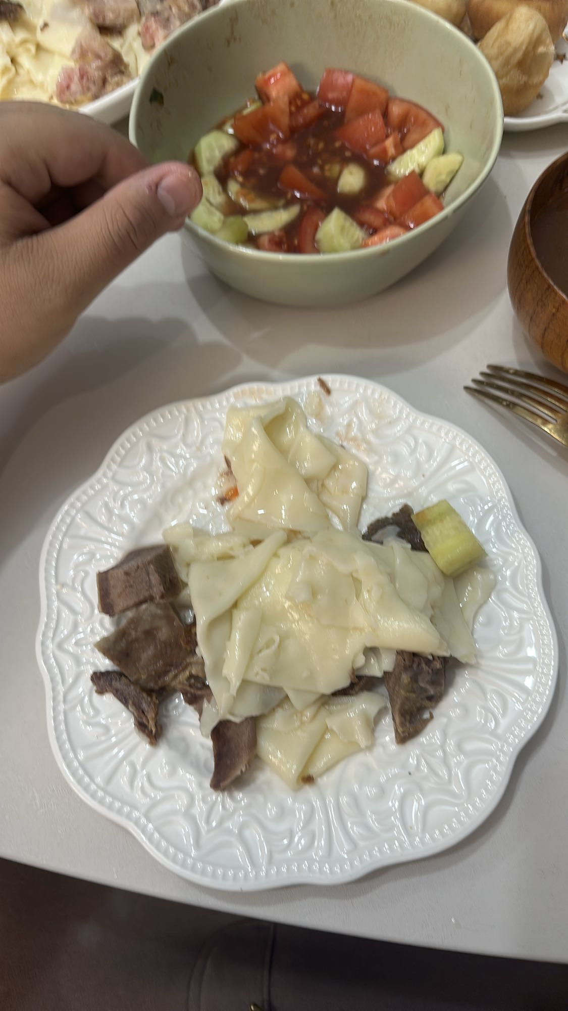 Бешбармак с салатом