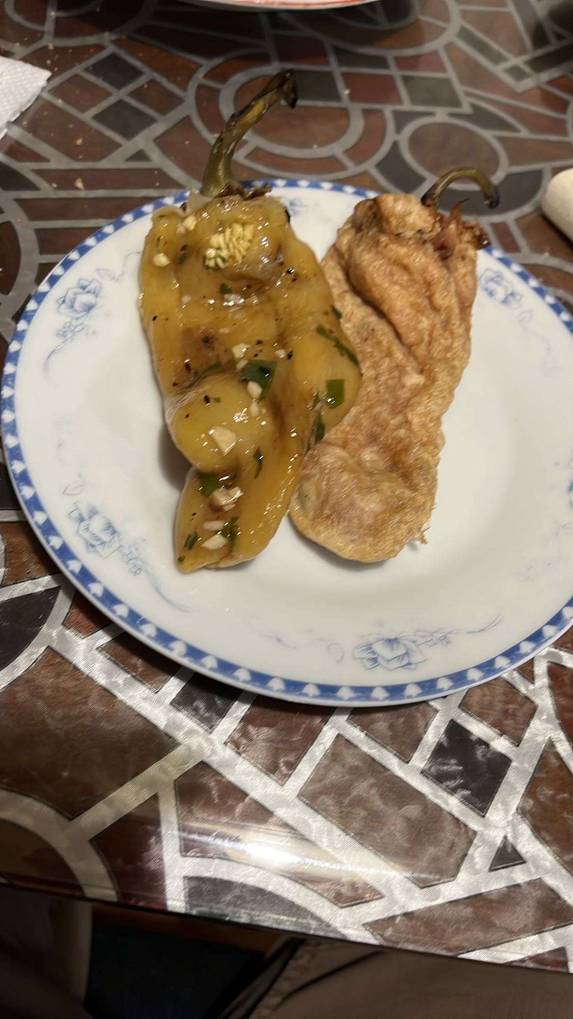 Пълнени чушки с яйце