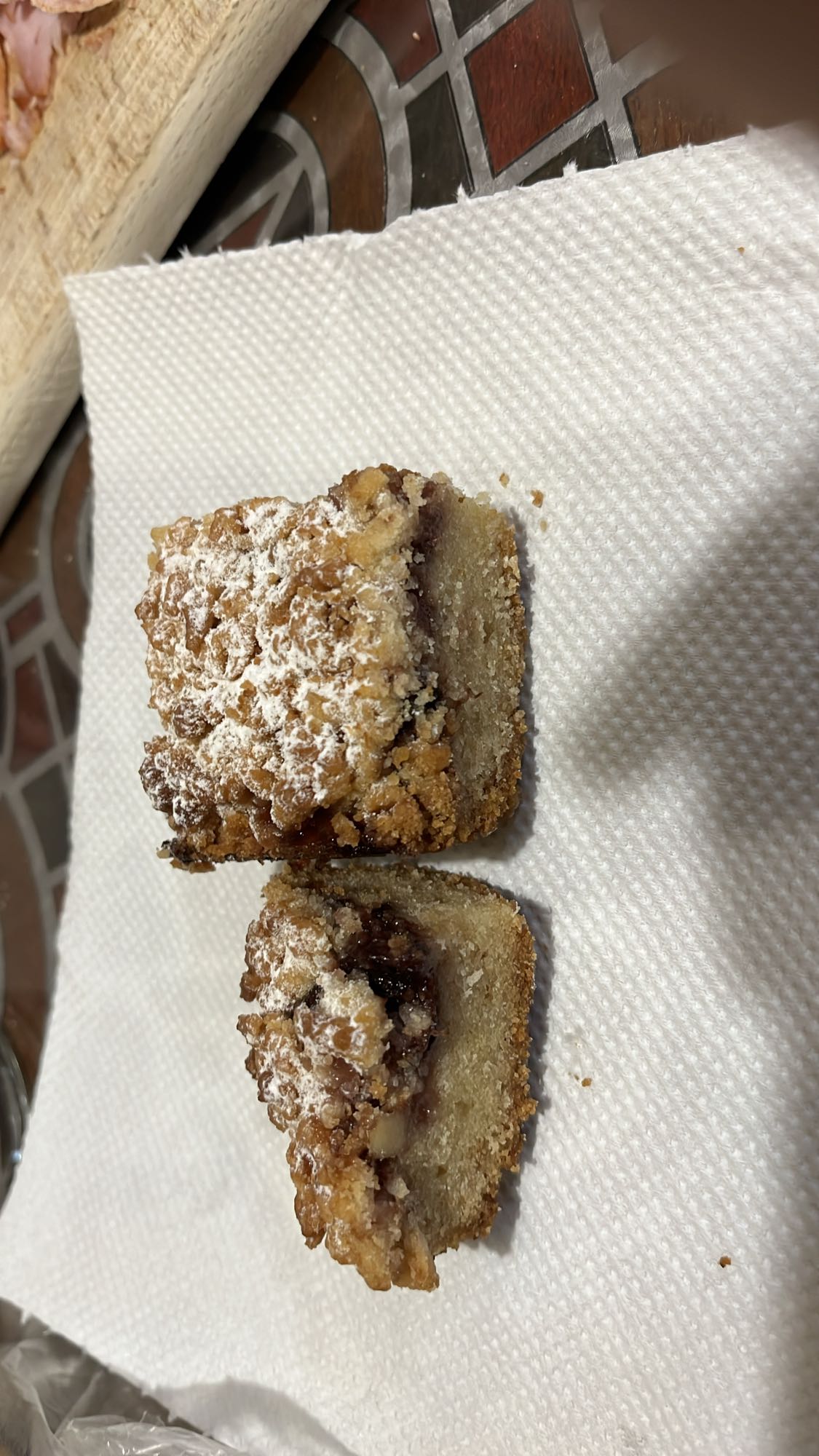 Плодов сладкиш с трохи