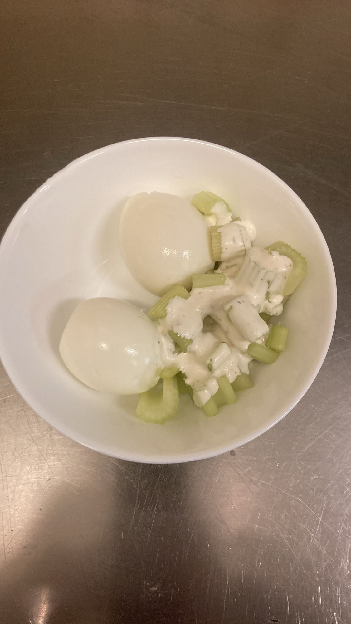 Ägg och sellerisallad