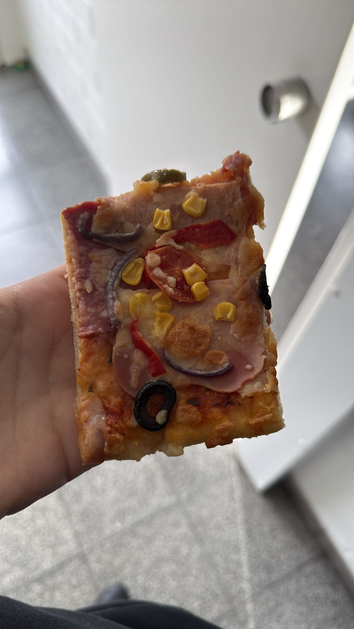 Felie pizza mixtă