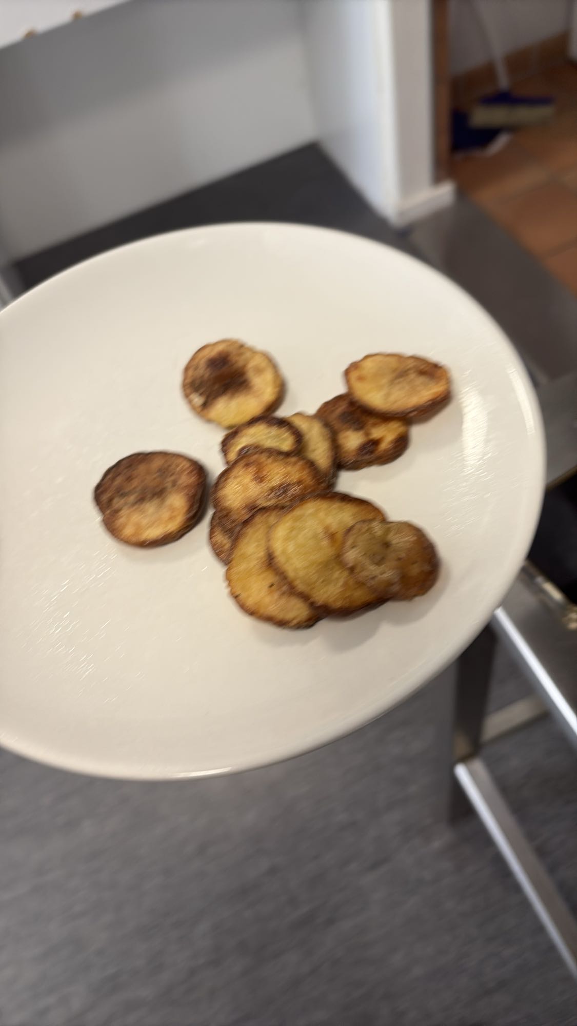 Hemmagjorda potatischips