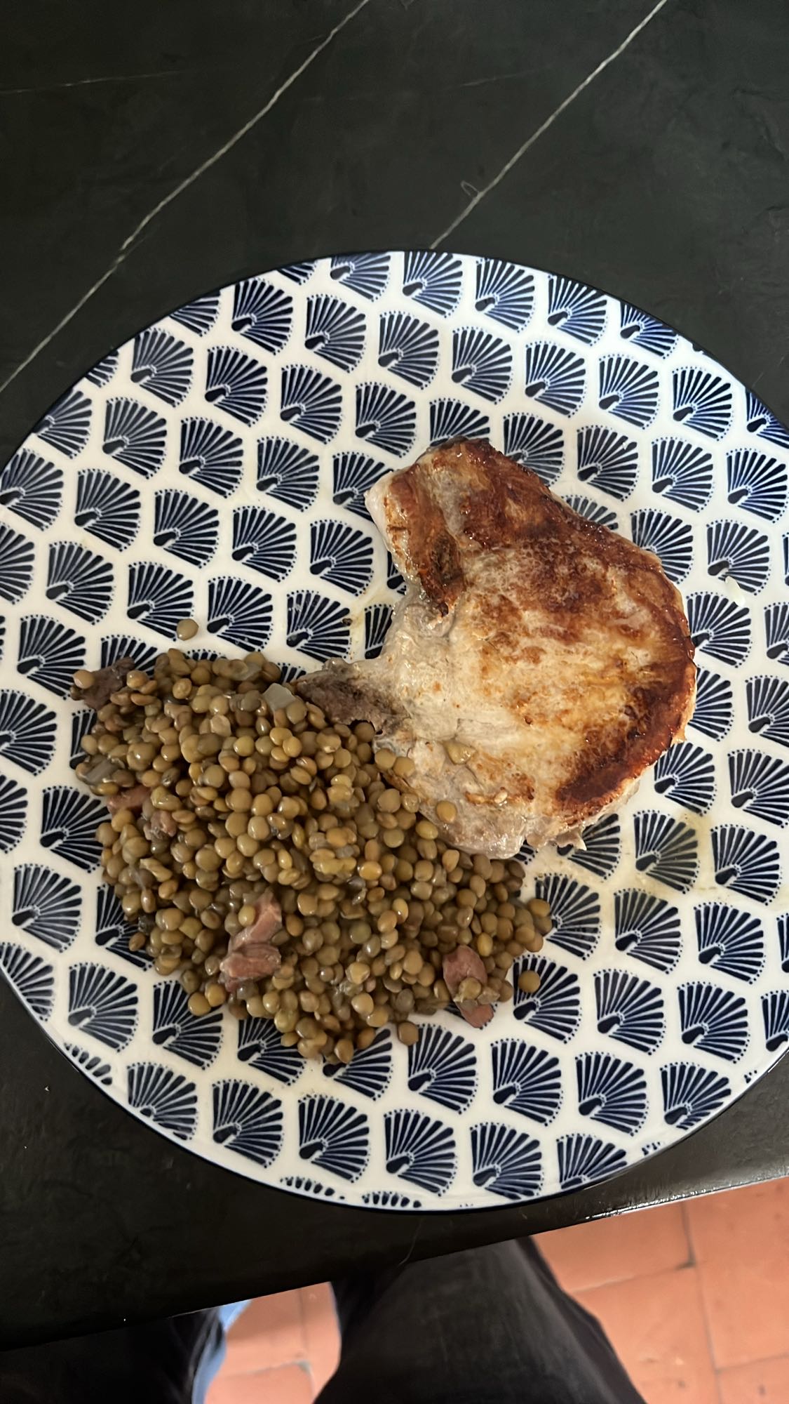 Côte de porc et lentilles