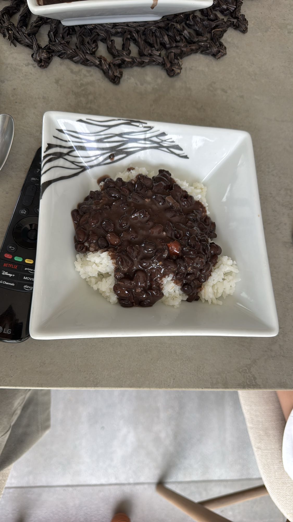 arroz con frijoles negros