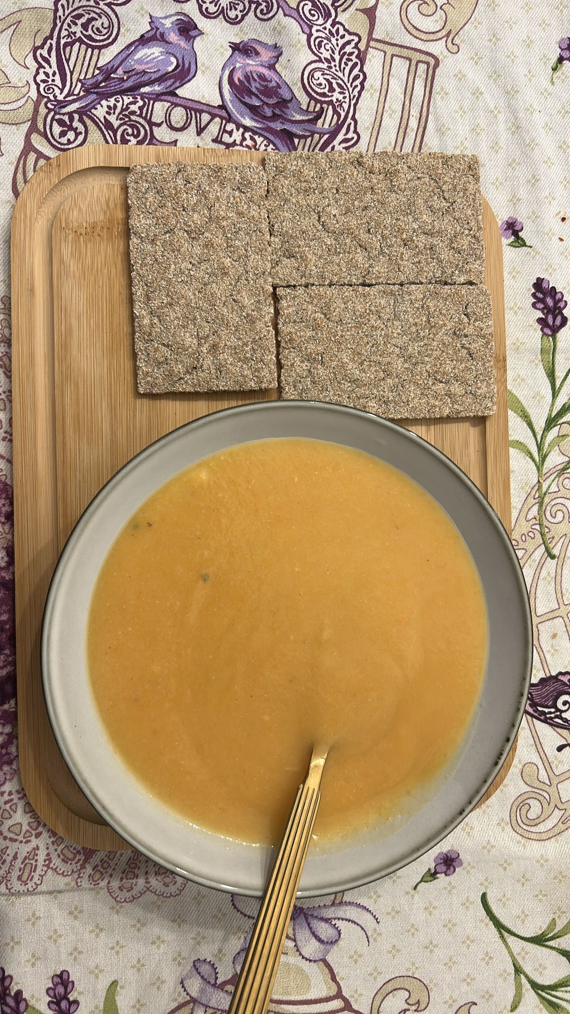 Supă cremă cu crackers