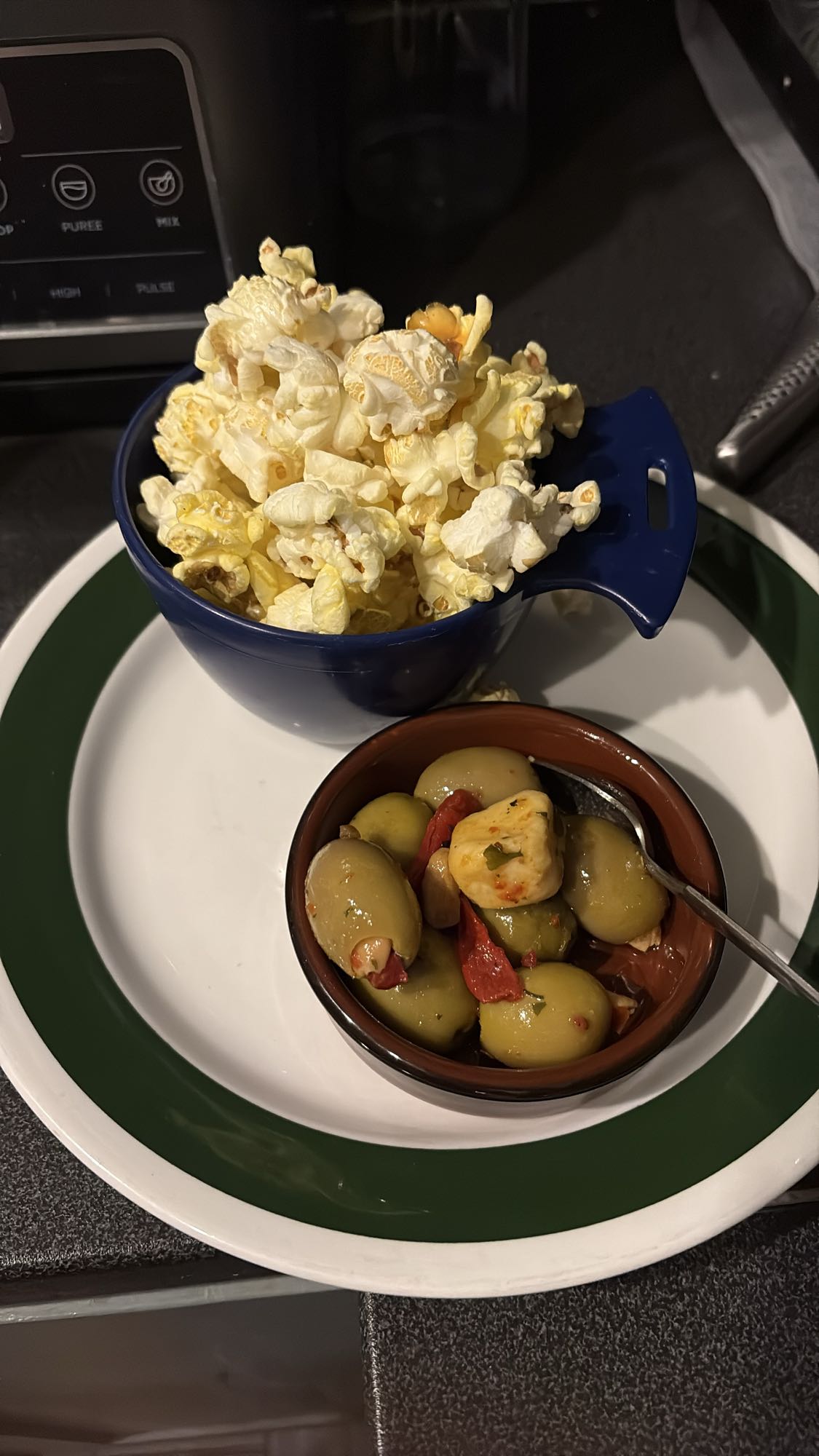 Popcorn och oliver