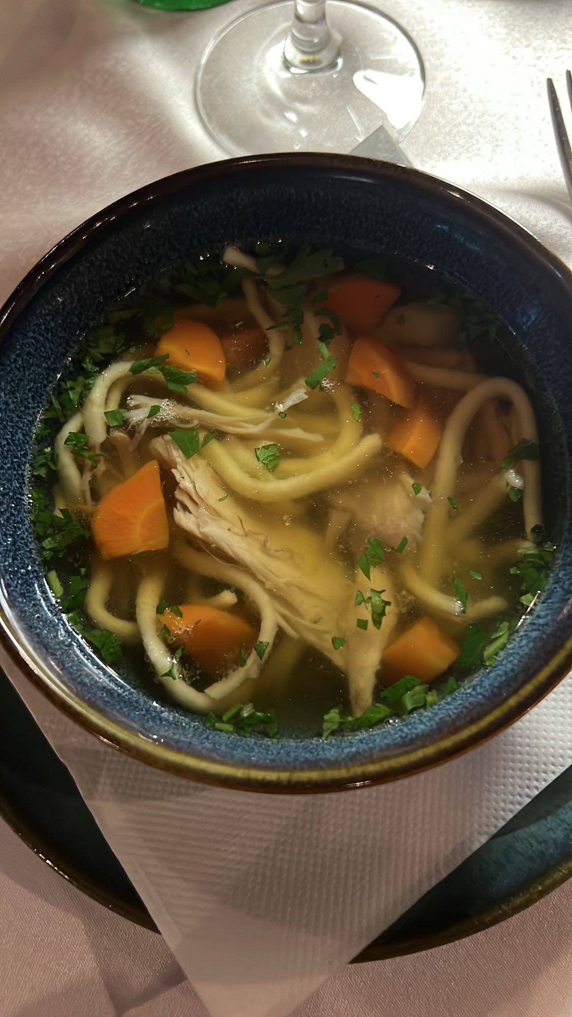 Supă de pui cu tăiței