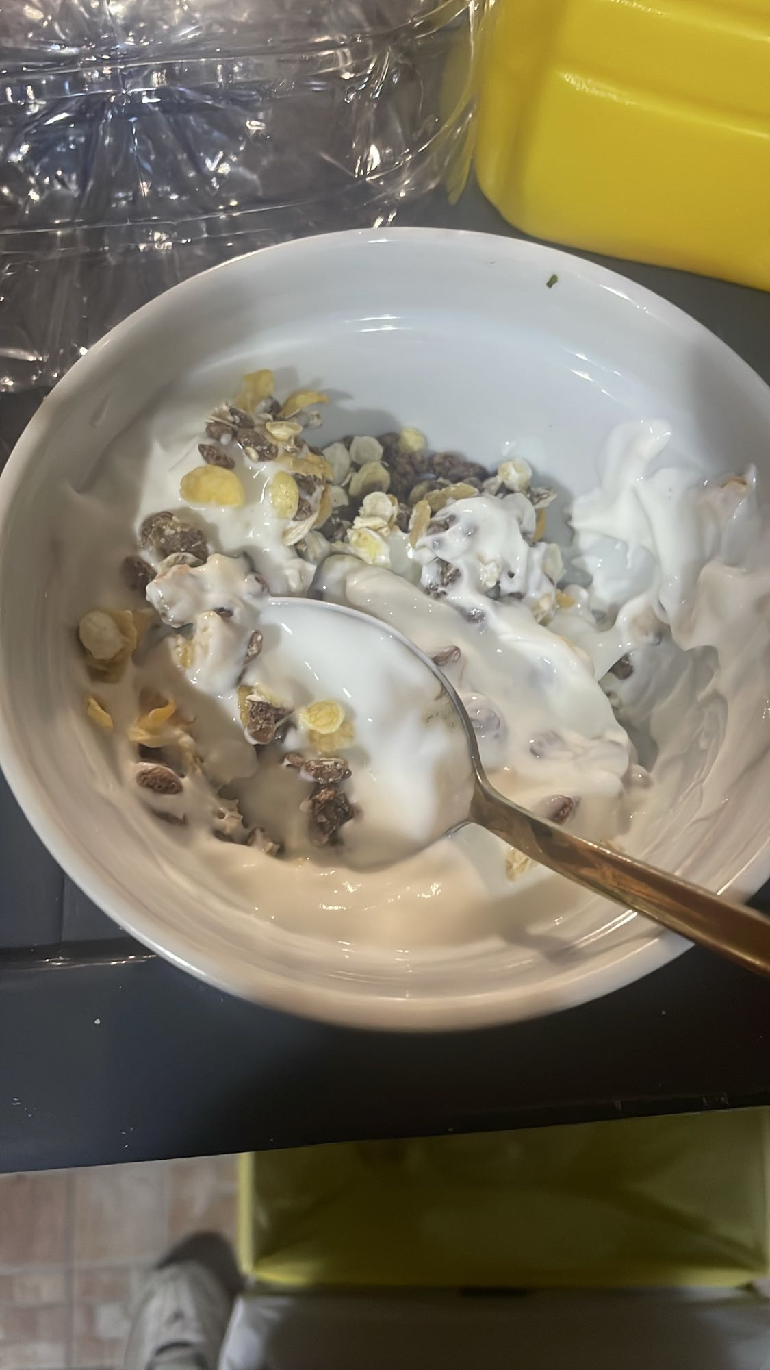 Yogurt with muesli
