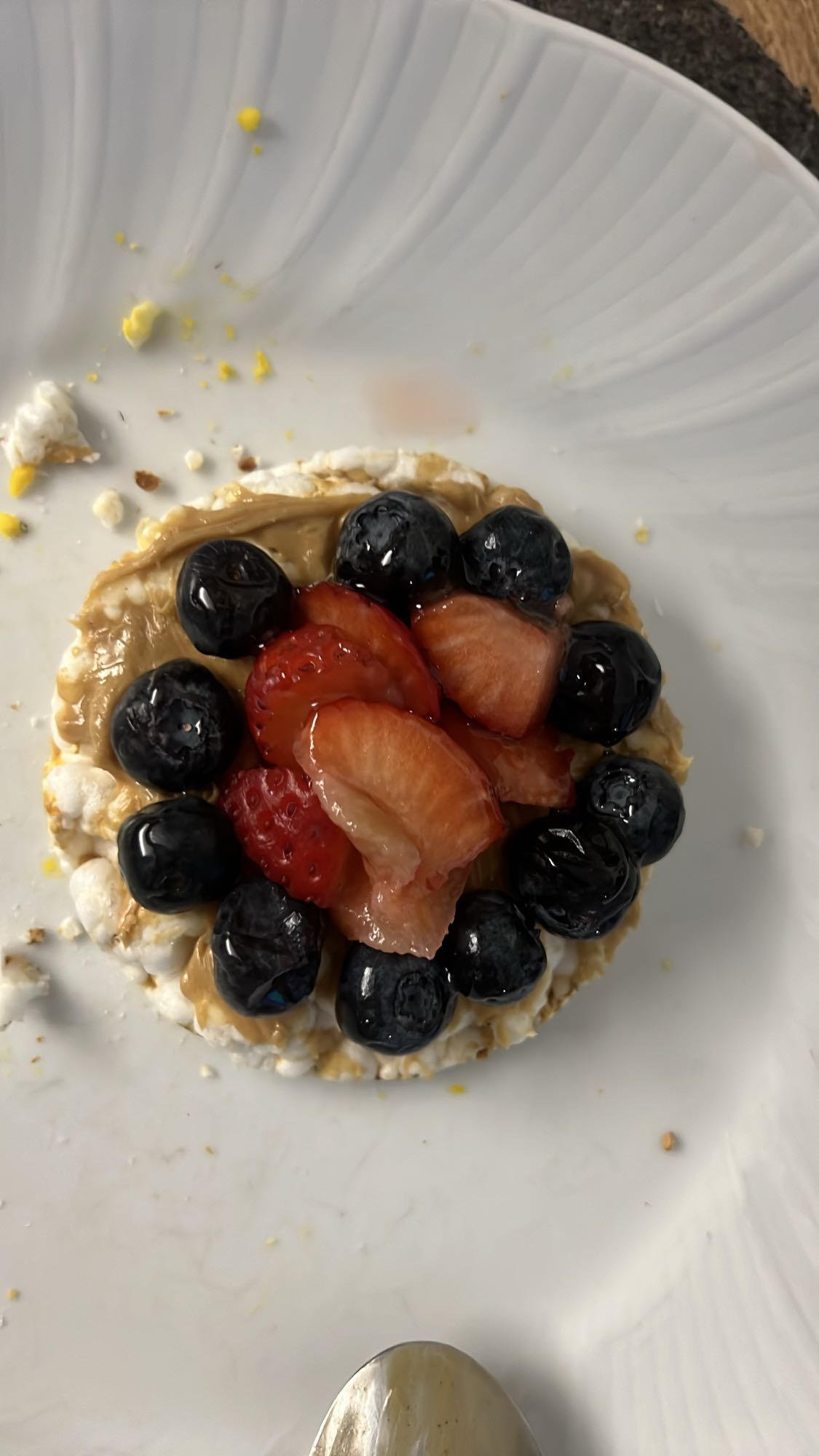 Rice Cake with Berries