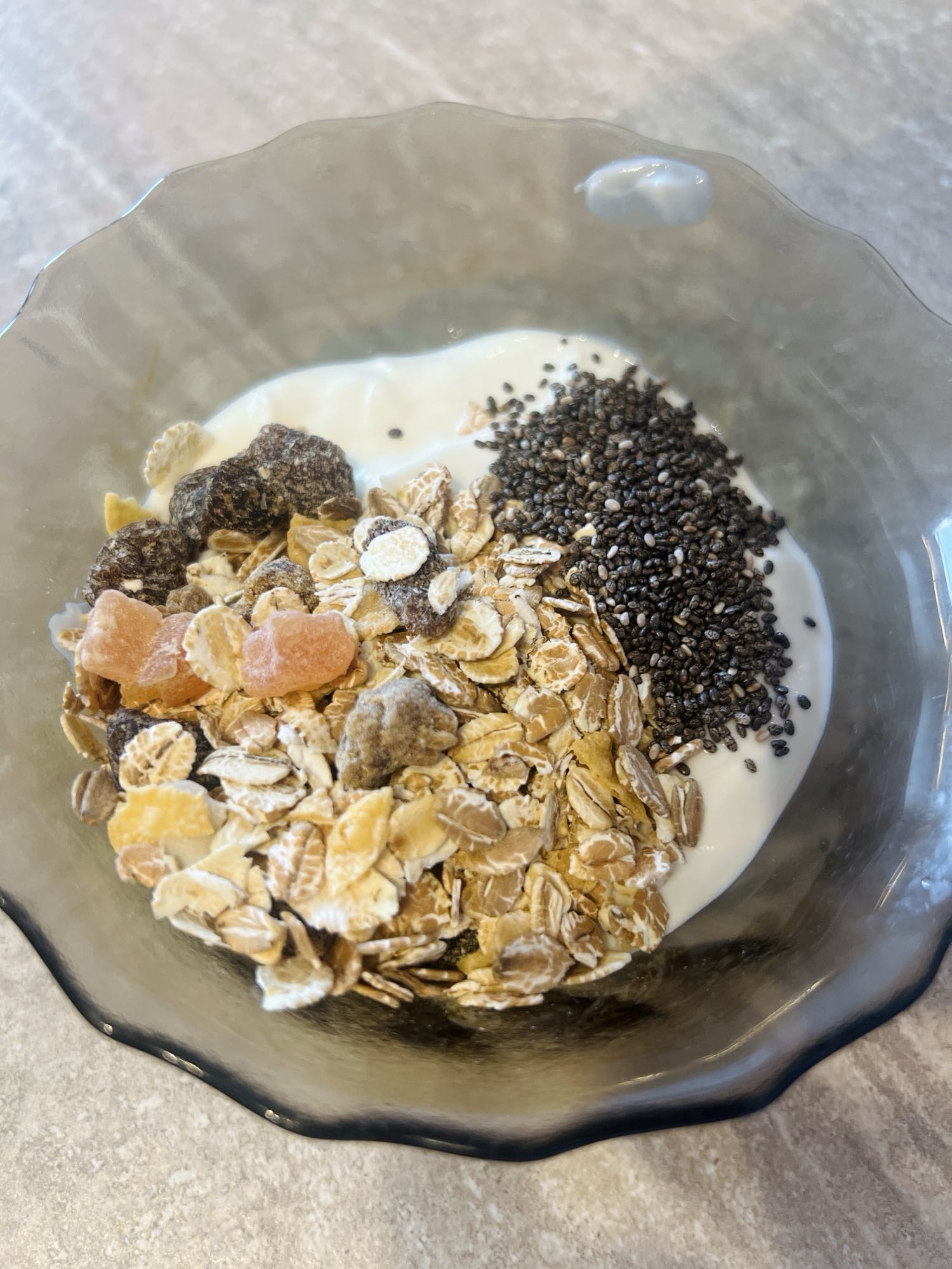 Iaurt cu musli și semințe