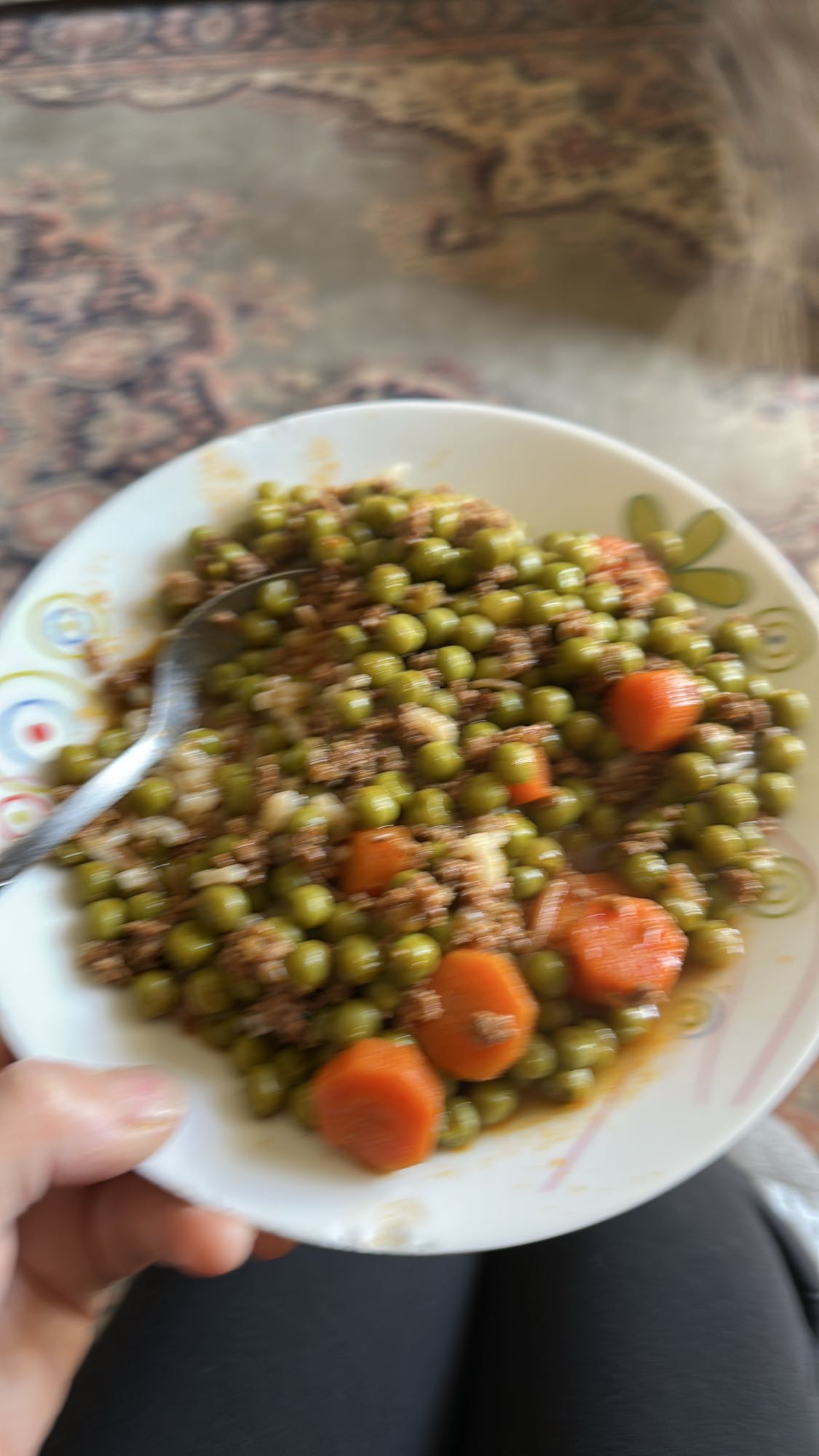 Pea stew with carrots