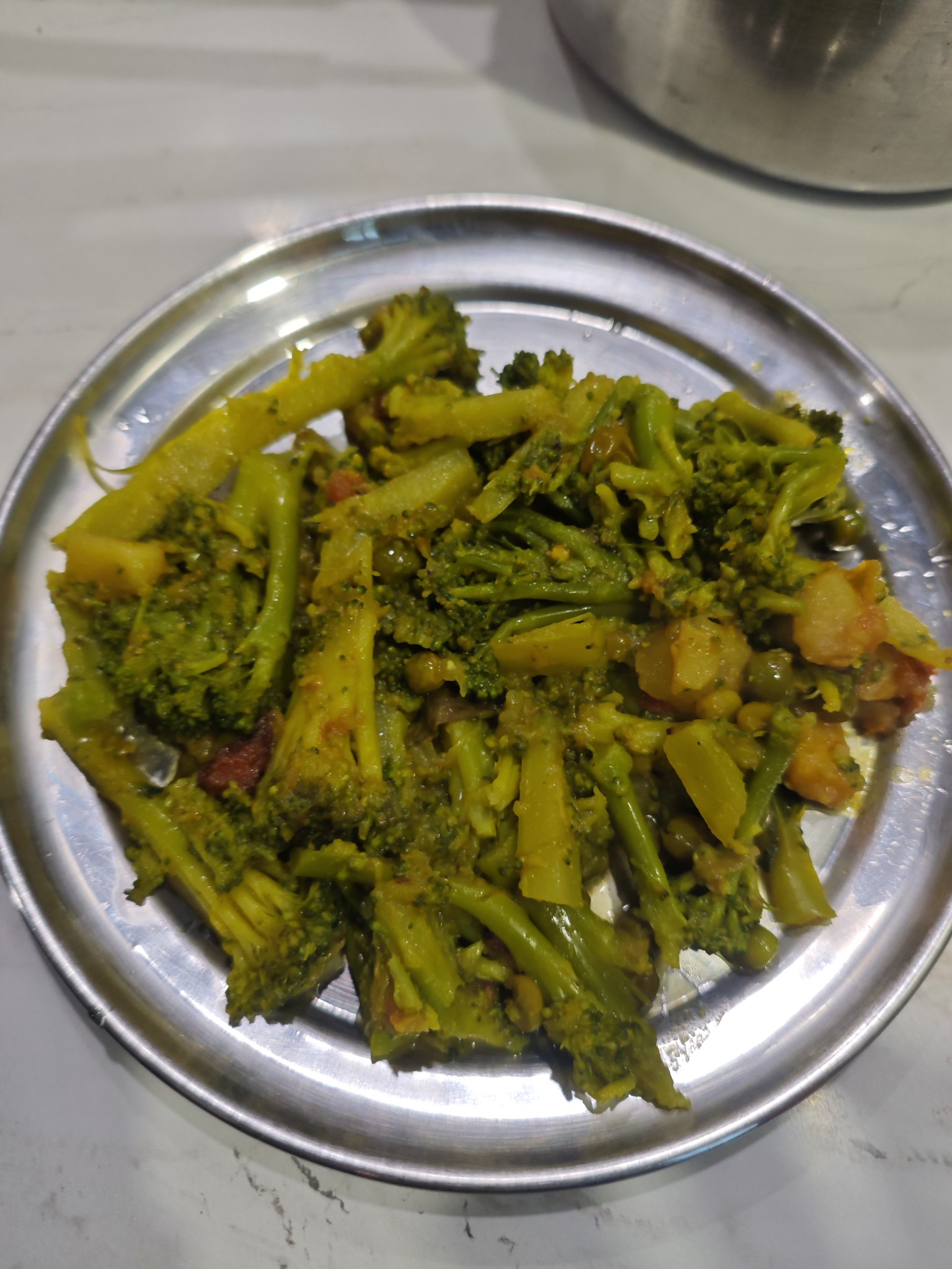 Broccoli Potato Stir Fry