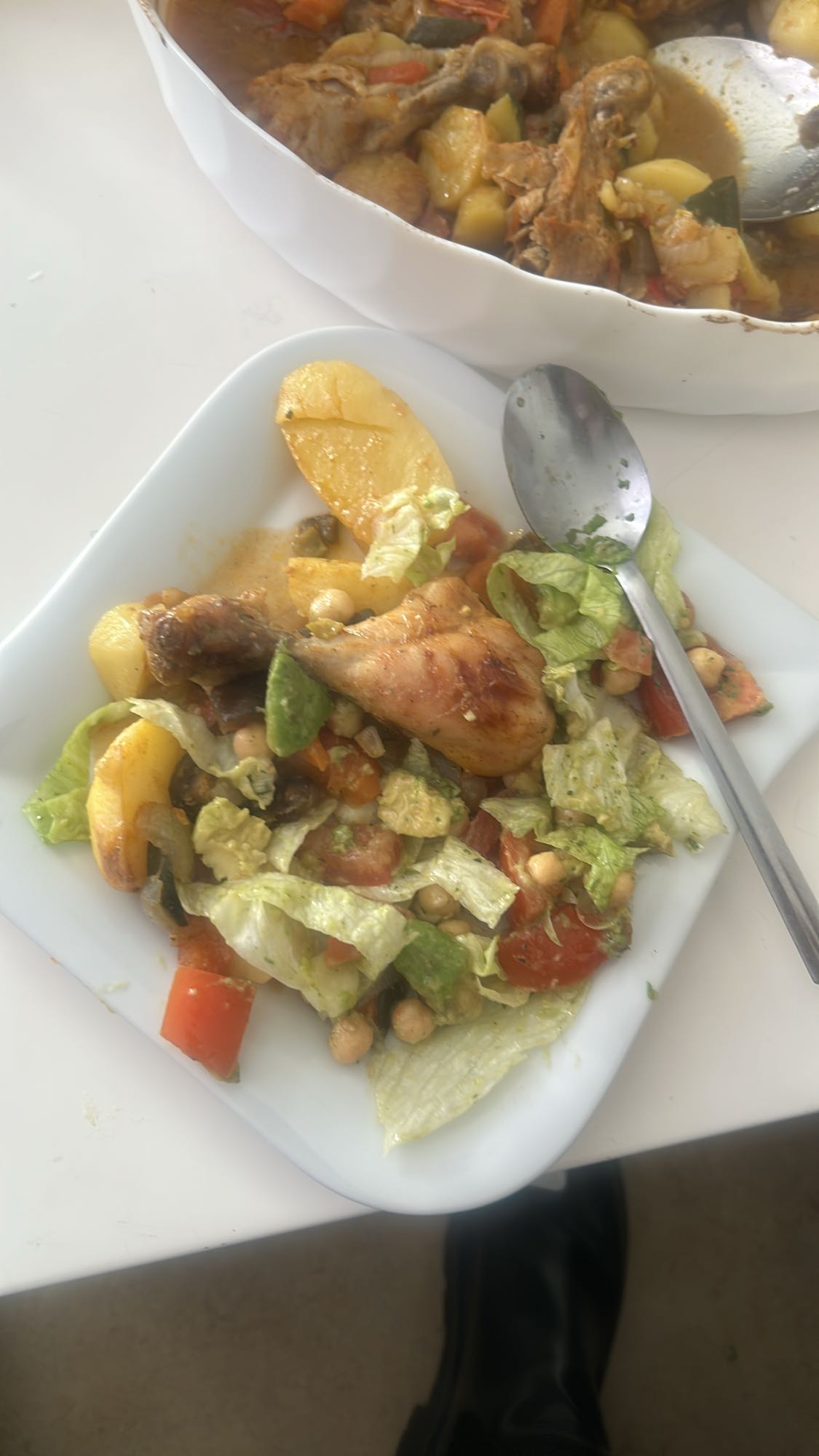 Poulet rôti et salade