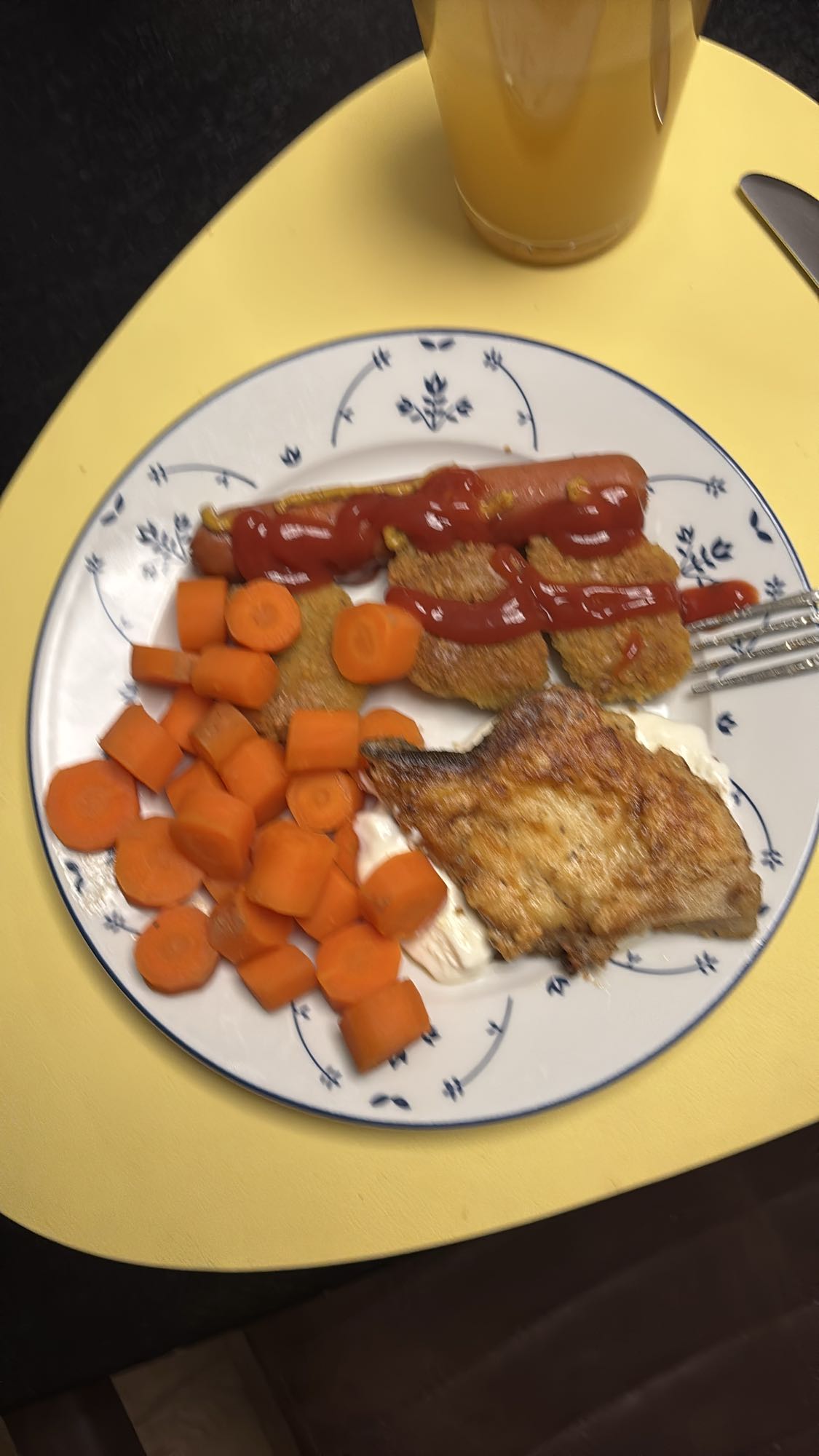 Pølser og kyllingmiddag