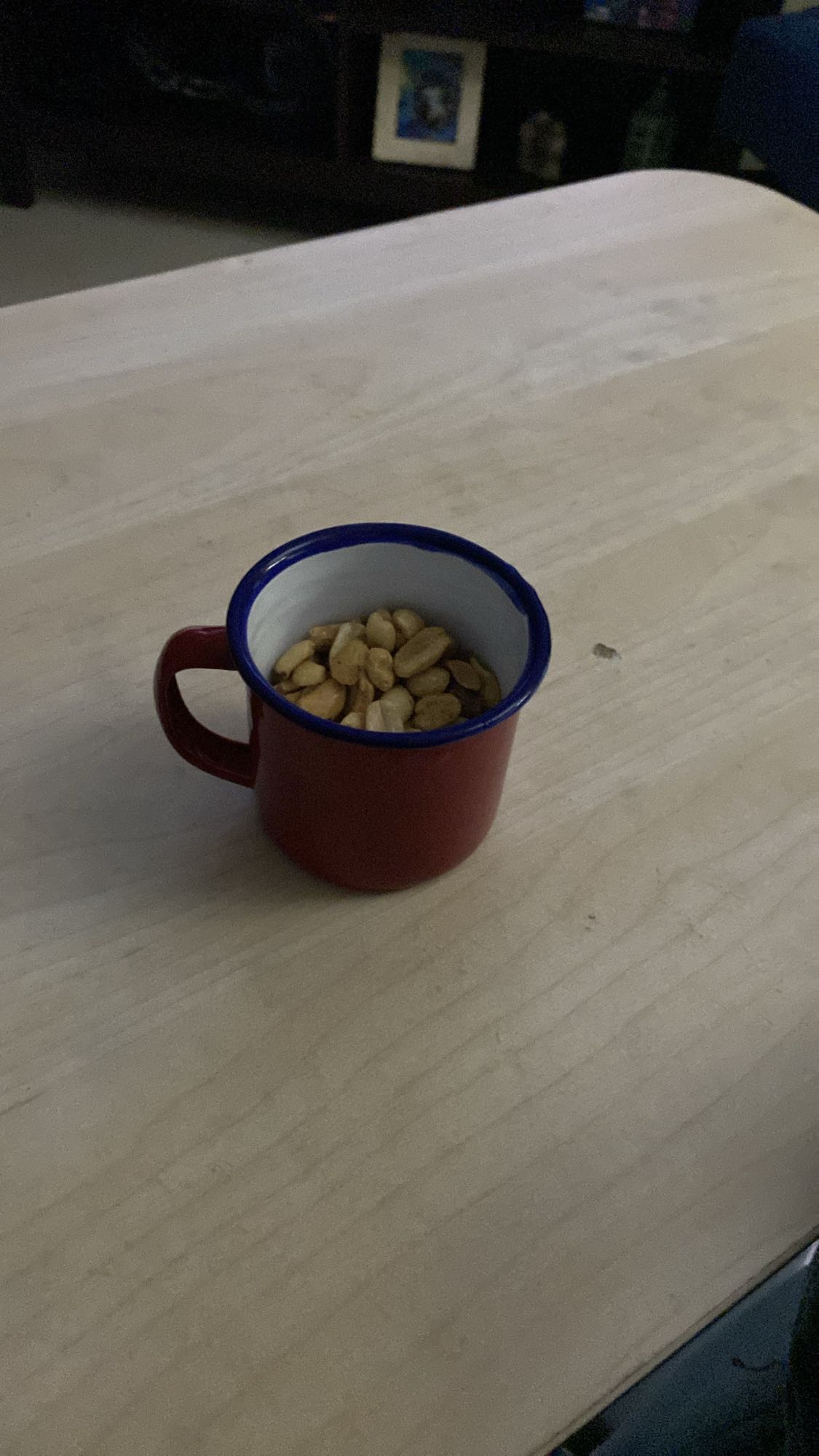 Taza de cacahuates