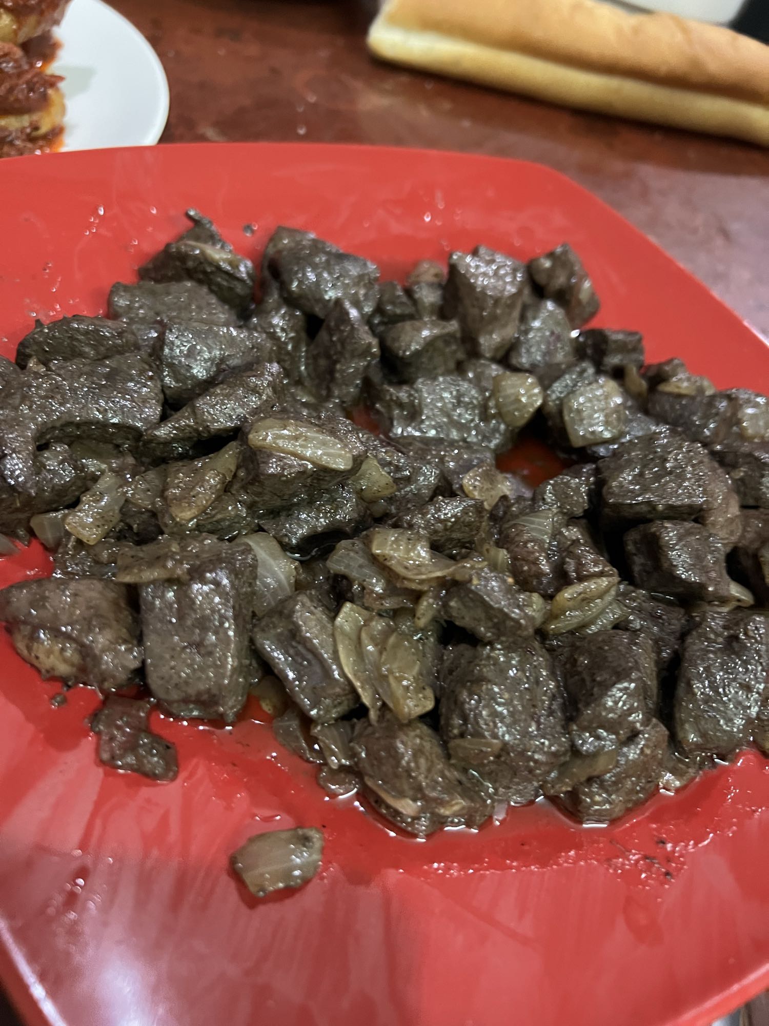 Sauteed liver with onions