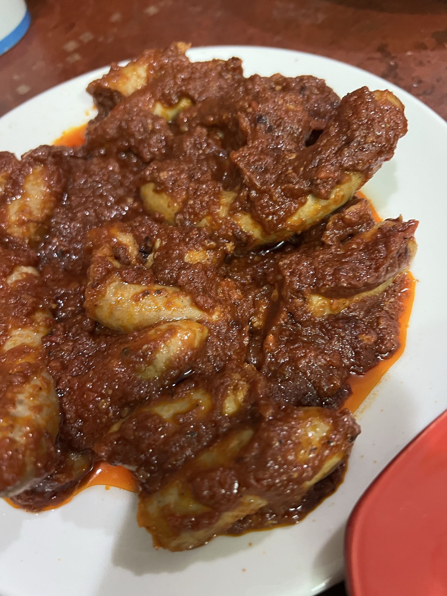 Spicy stewed cow intestines