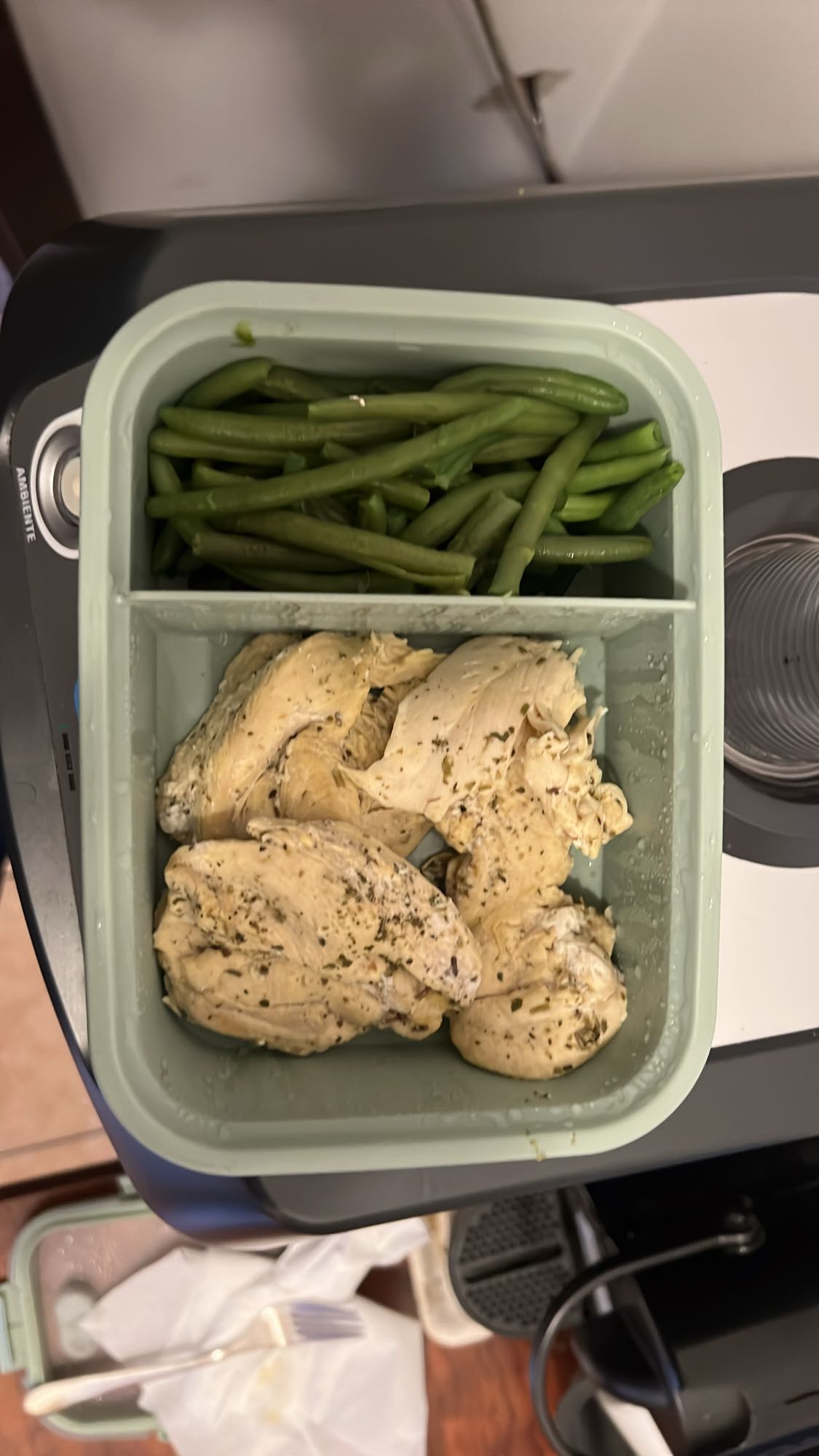 Tavuk ve yeşil fasulye