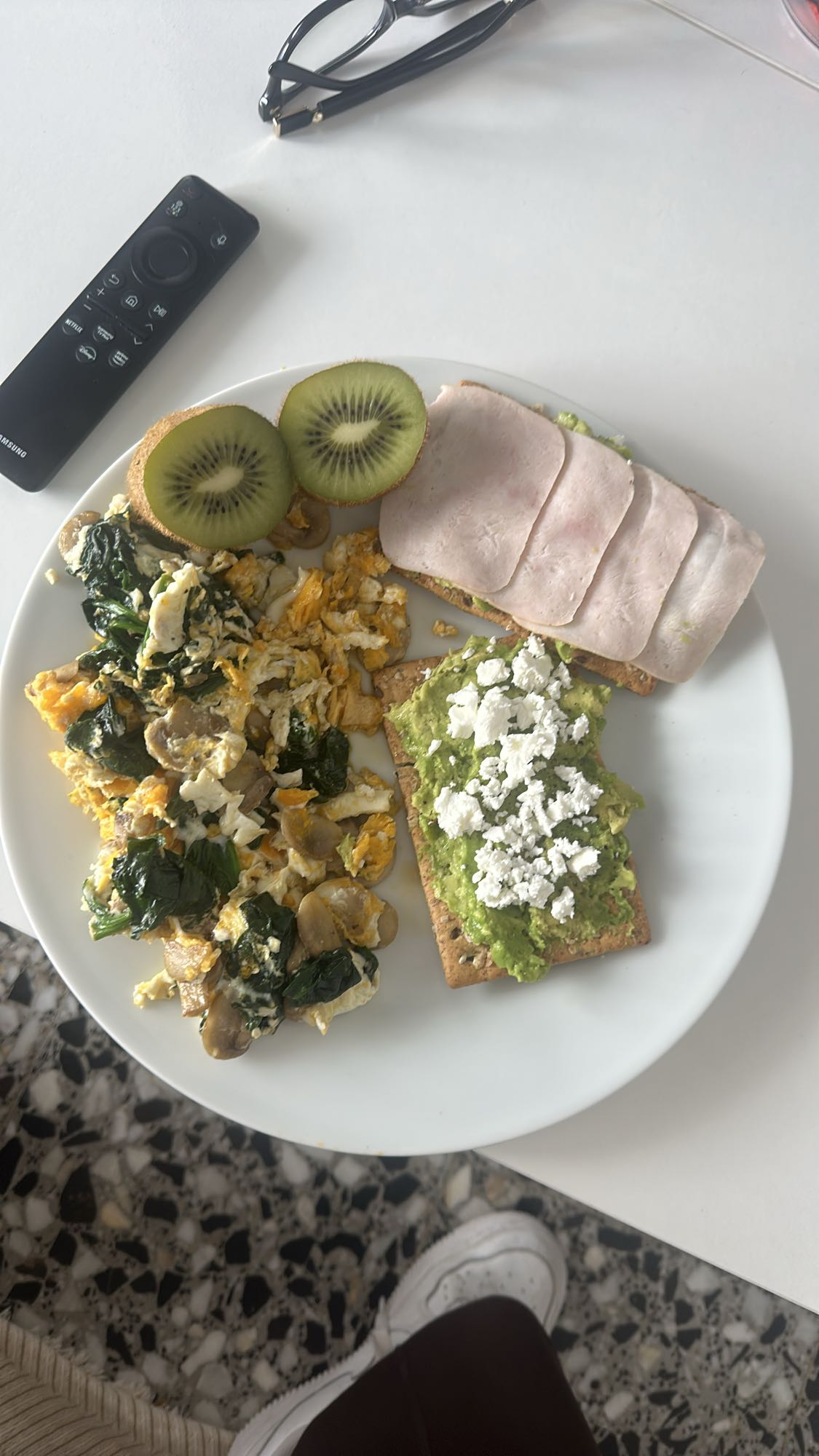 Desayuno saludable mixto