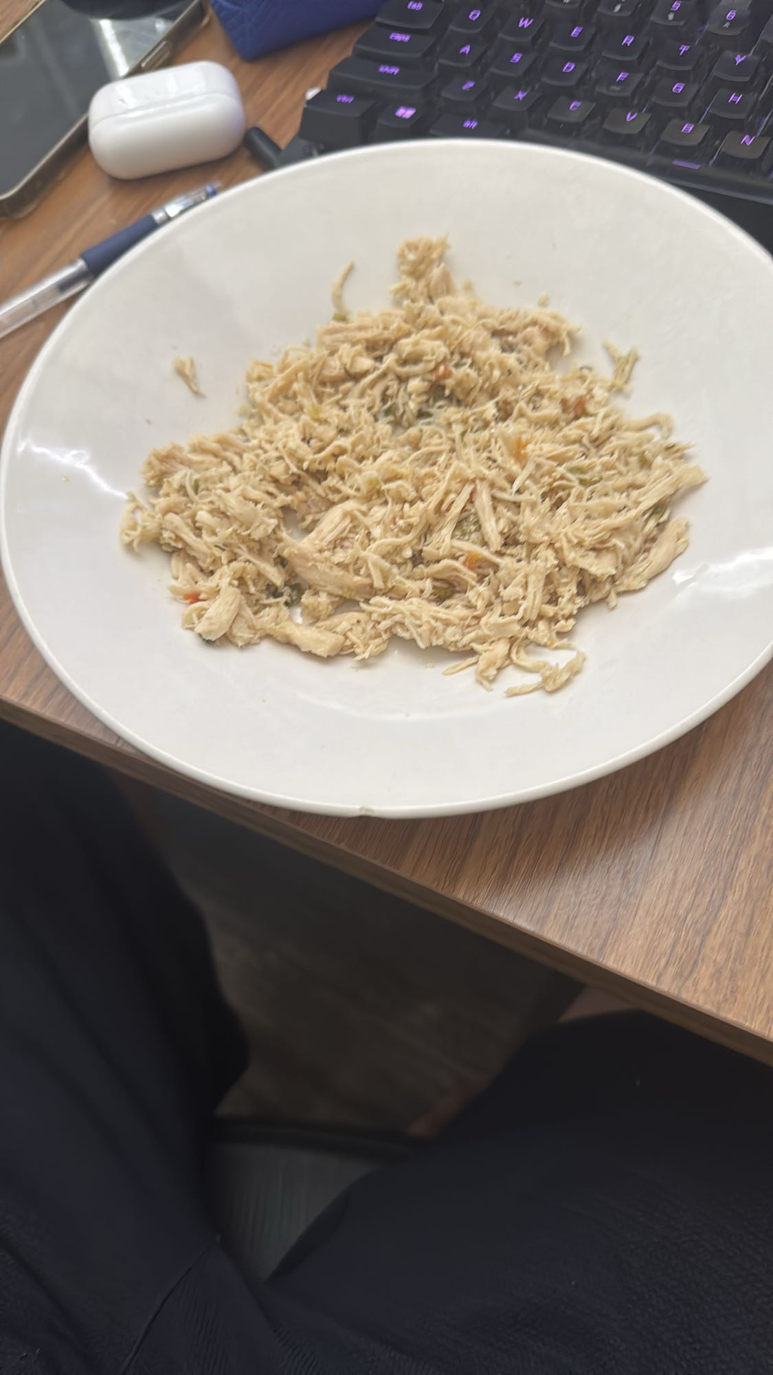 Frango desfiado simples