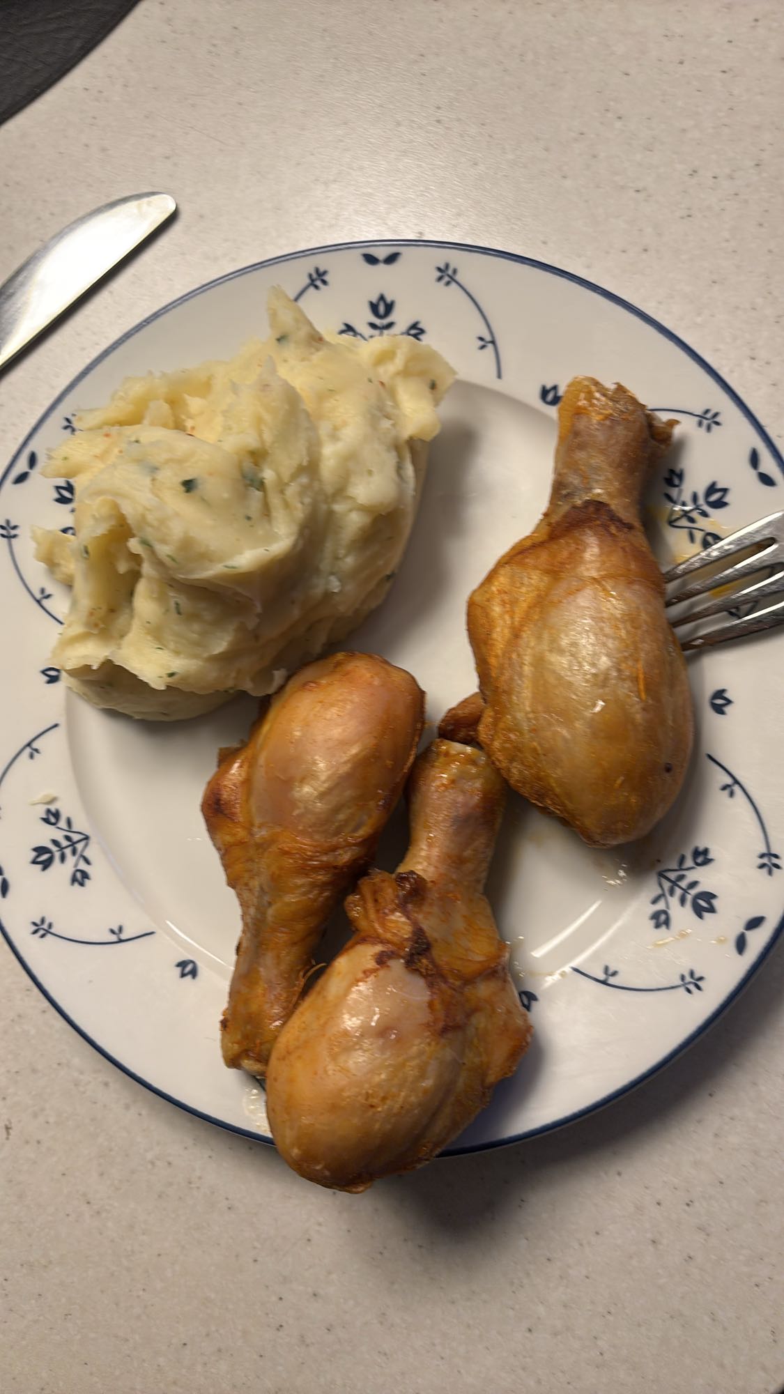 Kyllinglår og potetmos