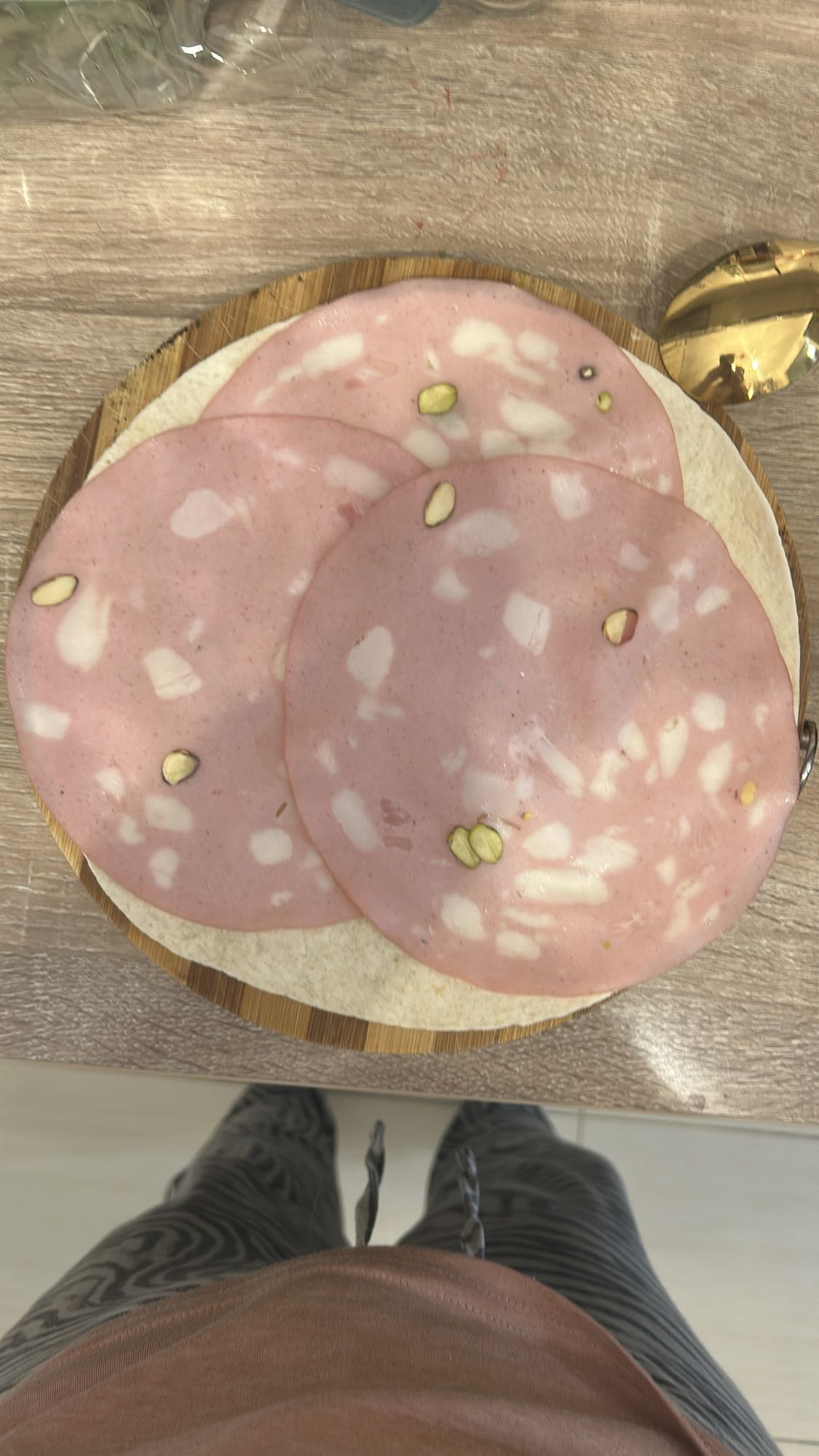 Tortilla cu mortadella