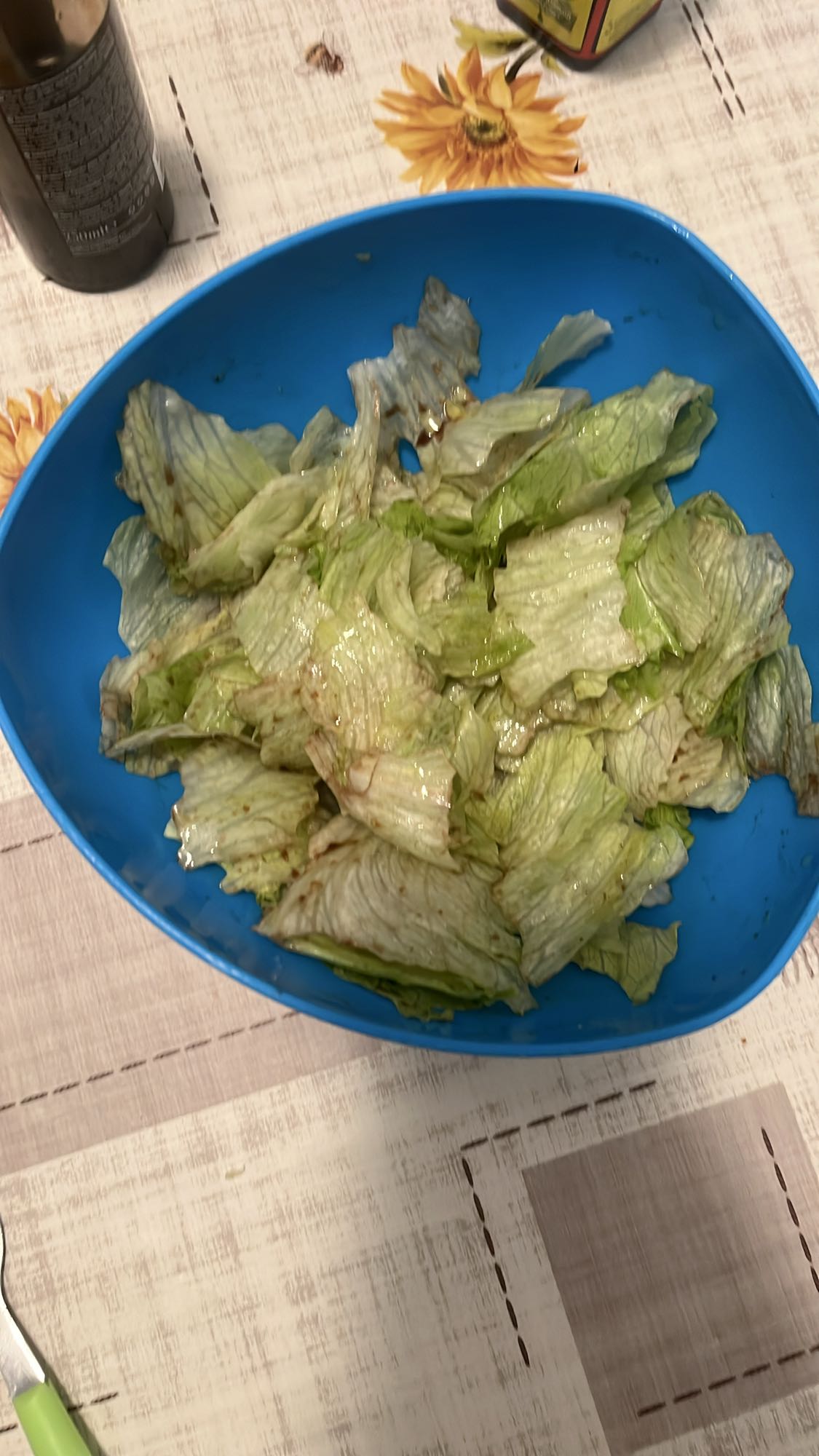 Салата айсберг с дресинг