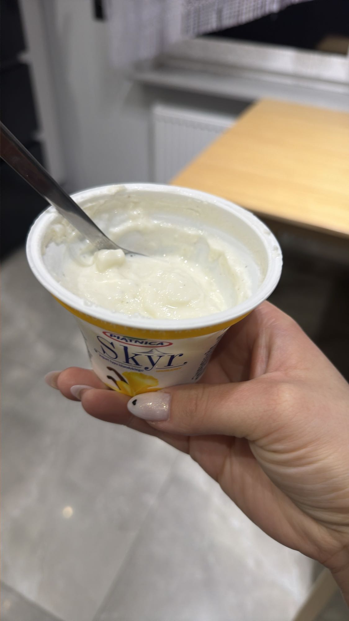 Skyr waniliowy
