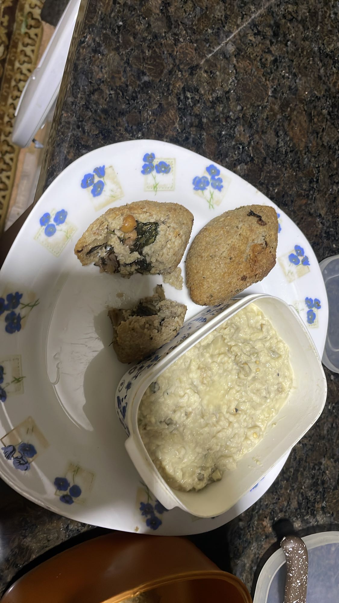 Stuffed kibbeh with yogurt dip