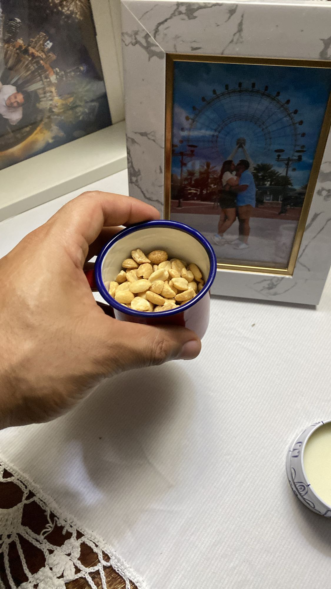cacahuates en taza