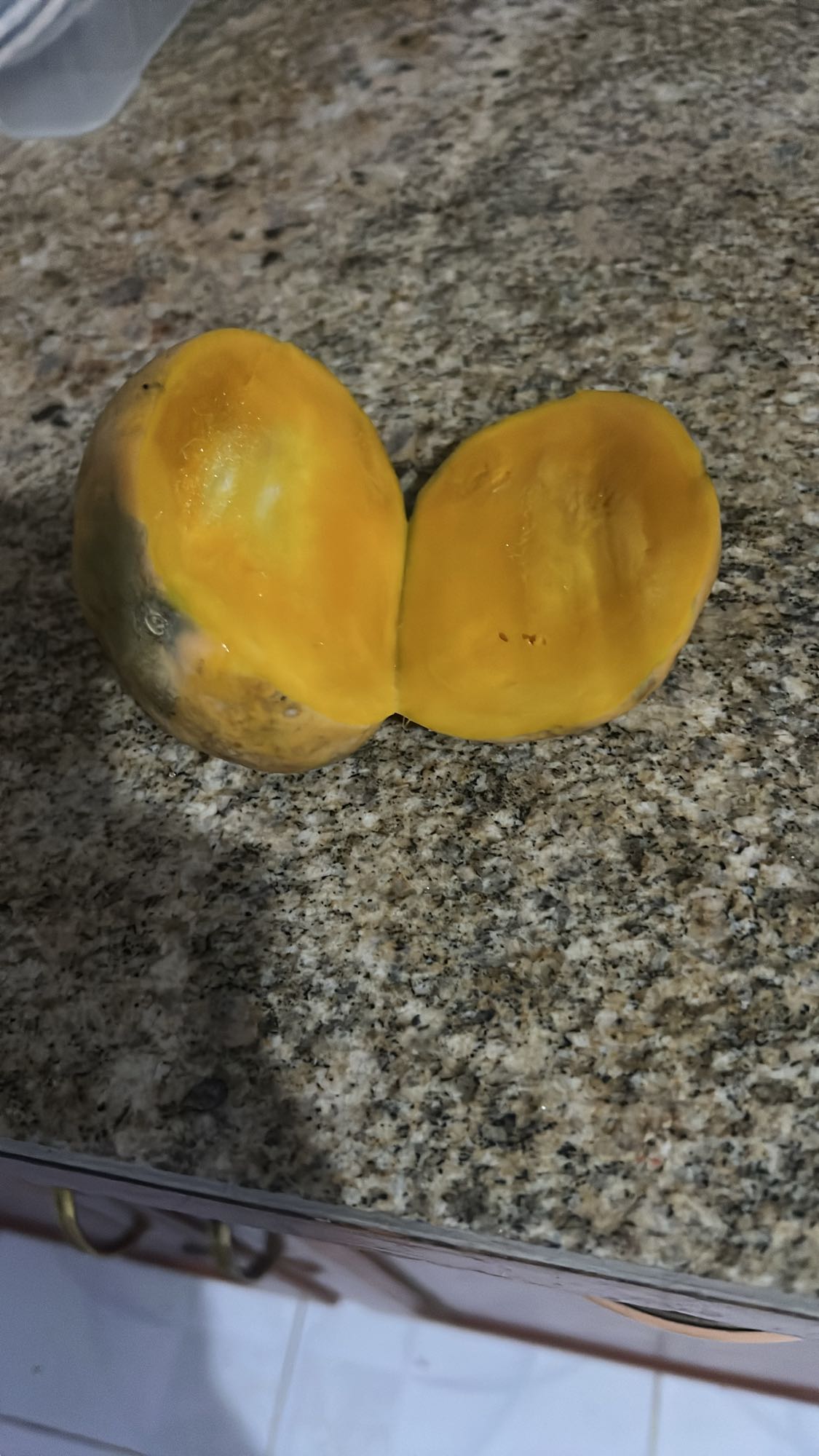Fresh mango halves