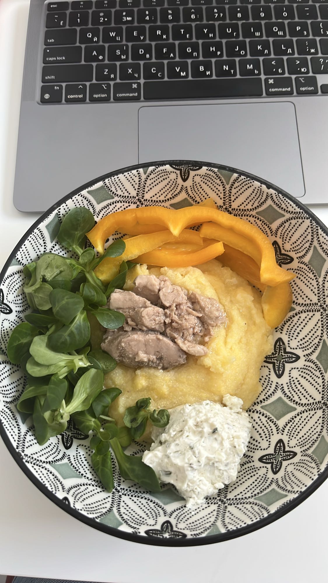 Chicken polenta bowl