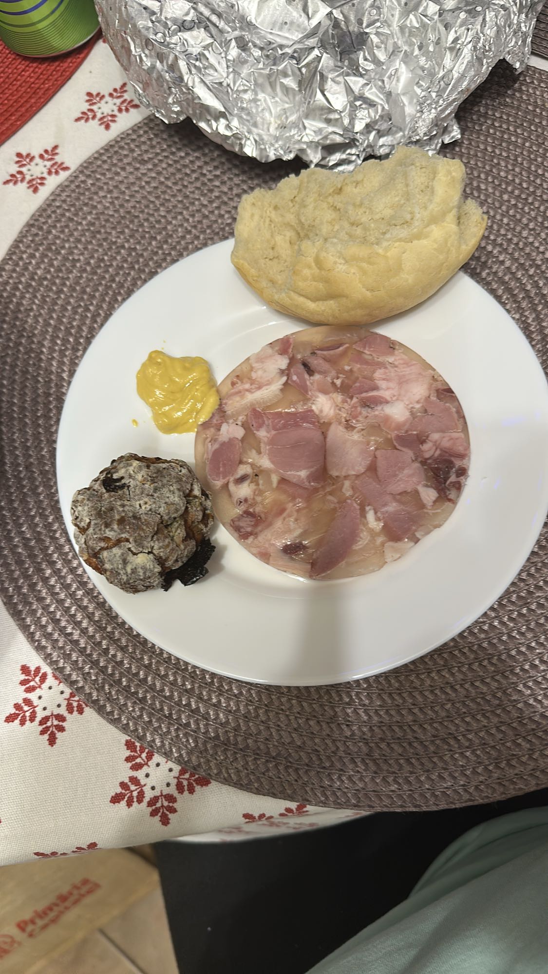 Aperitiv rece cu pâine