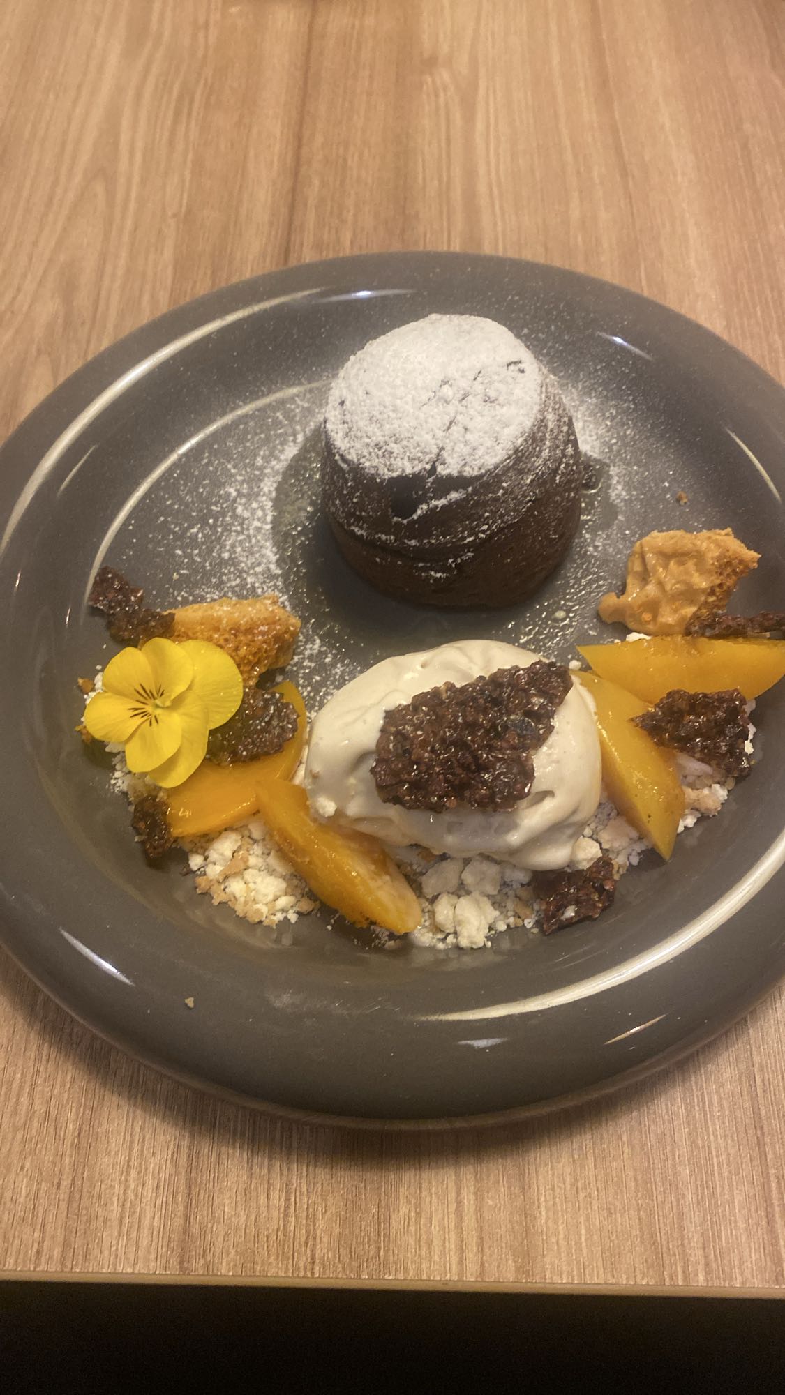 fondant czekoladowy z lodami