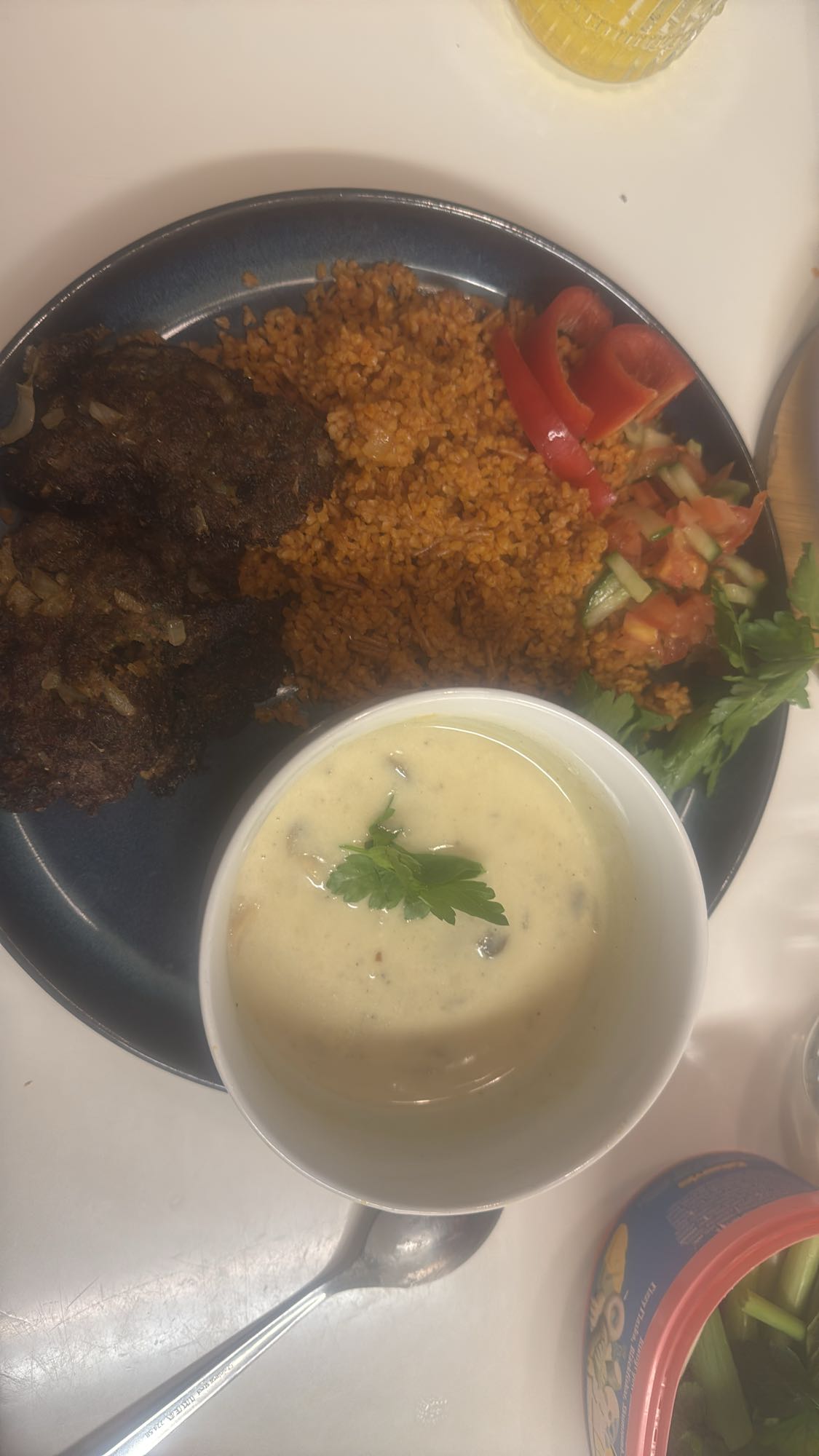 Köttfärsbiffar med bulgur