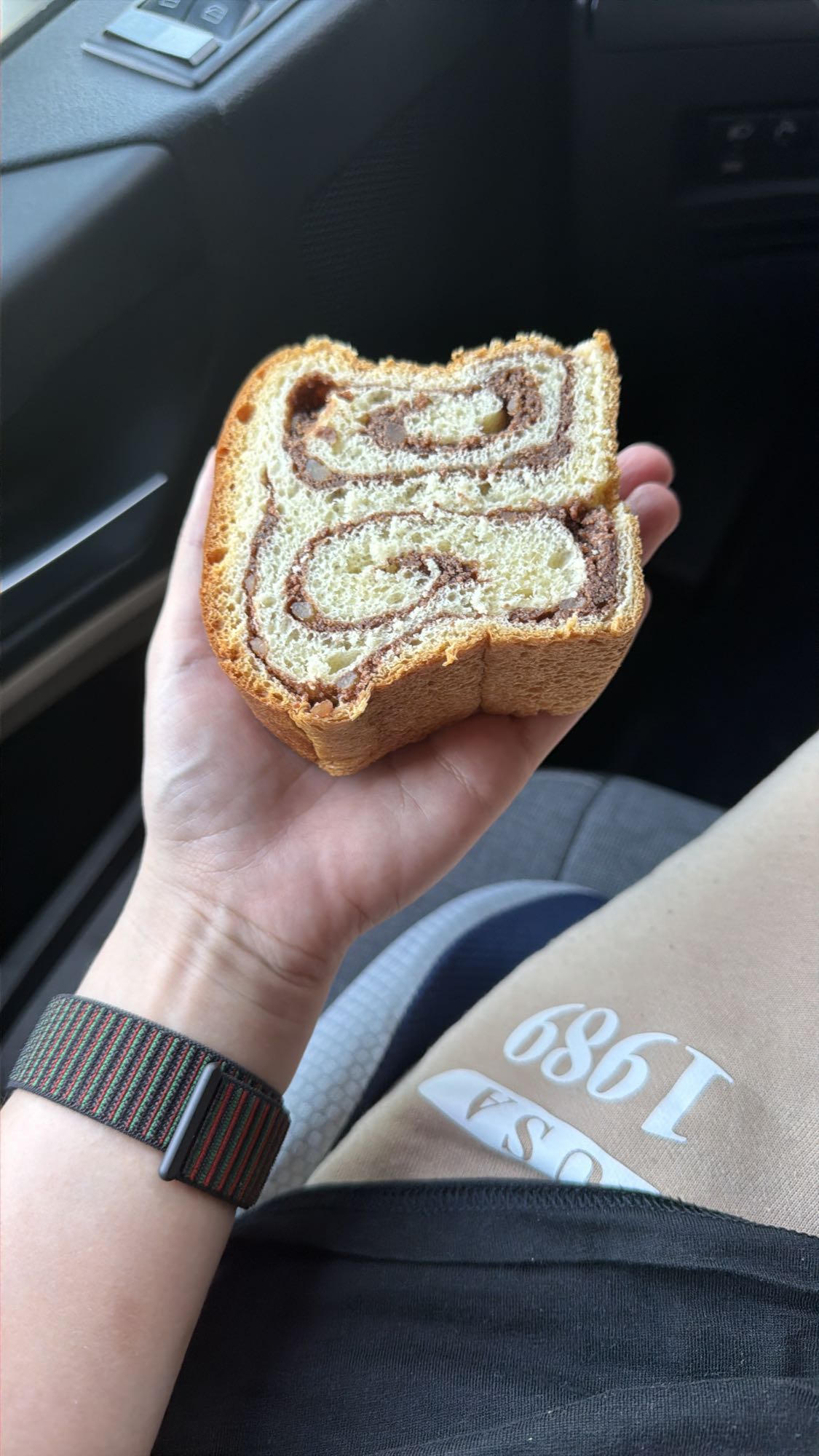 Cozonac cu nucă și cacao