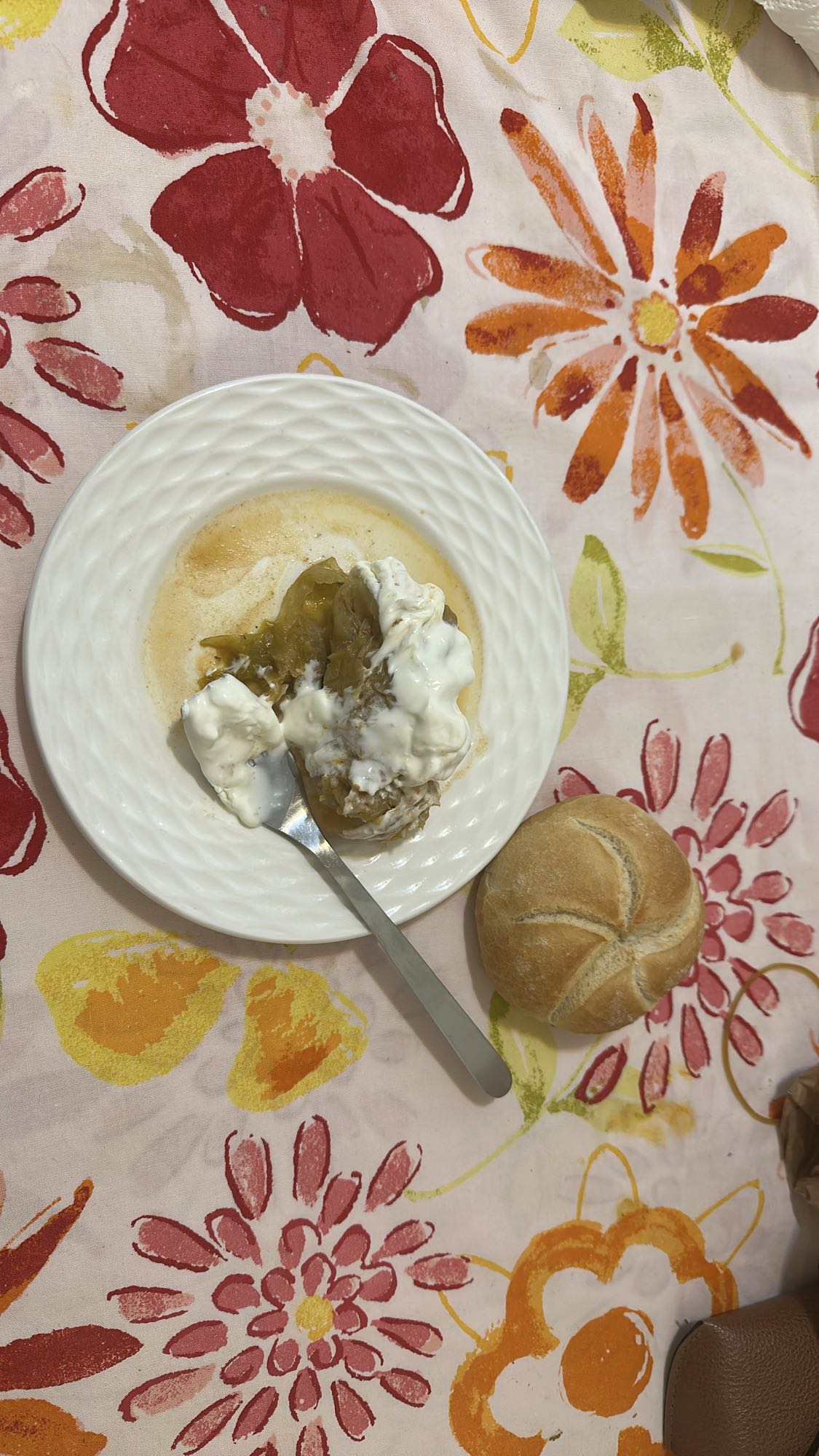 Stuffed pepper with bread