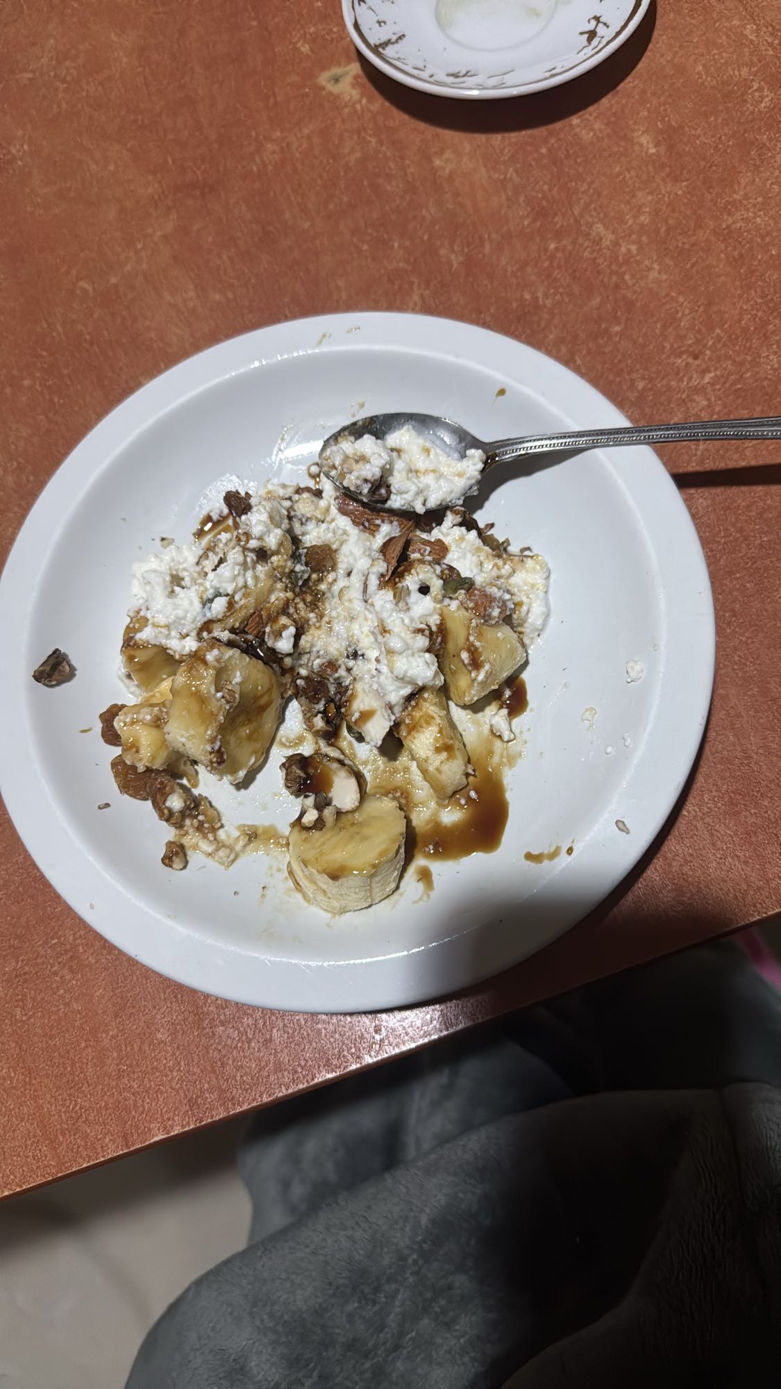 Banana cottage cheese bowl