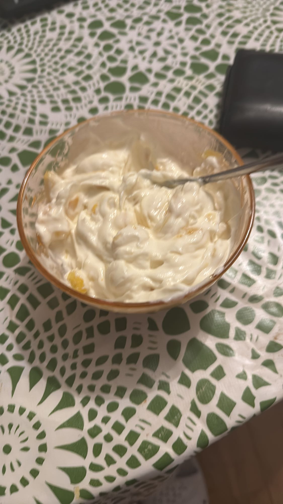 Fruktsallad med grädde