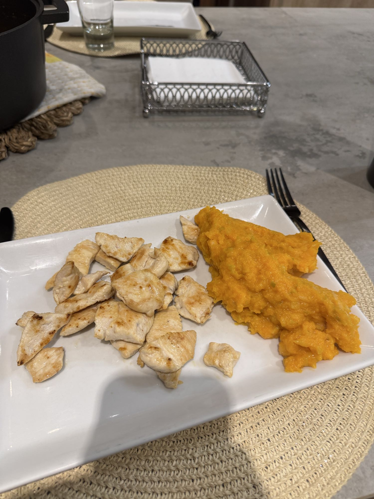 Pollo y puré de calabaza