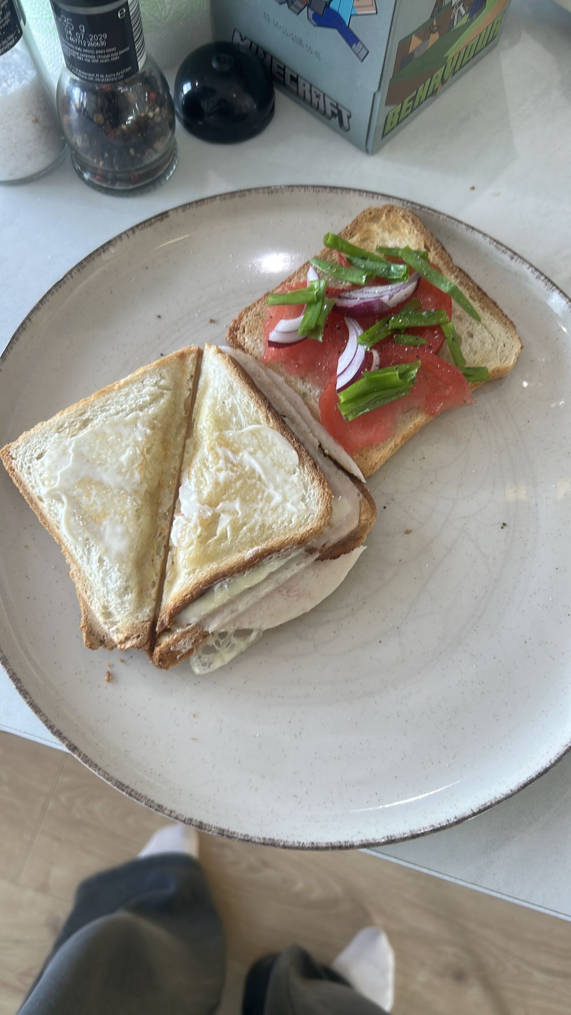 Kanapka z indykiem i warzywami