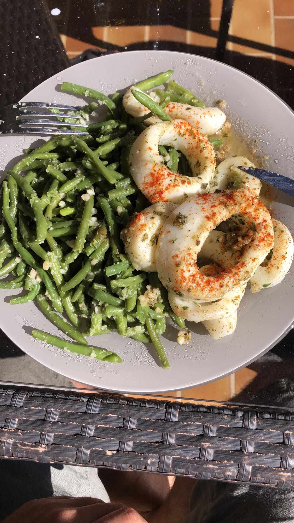 Calmars et haricots verts