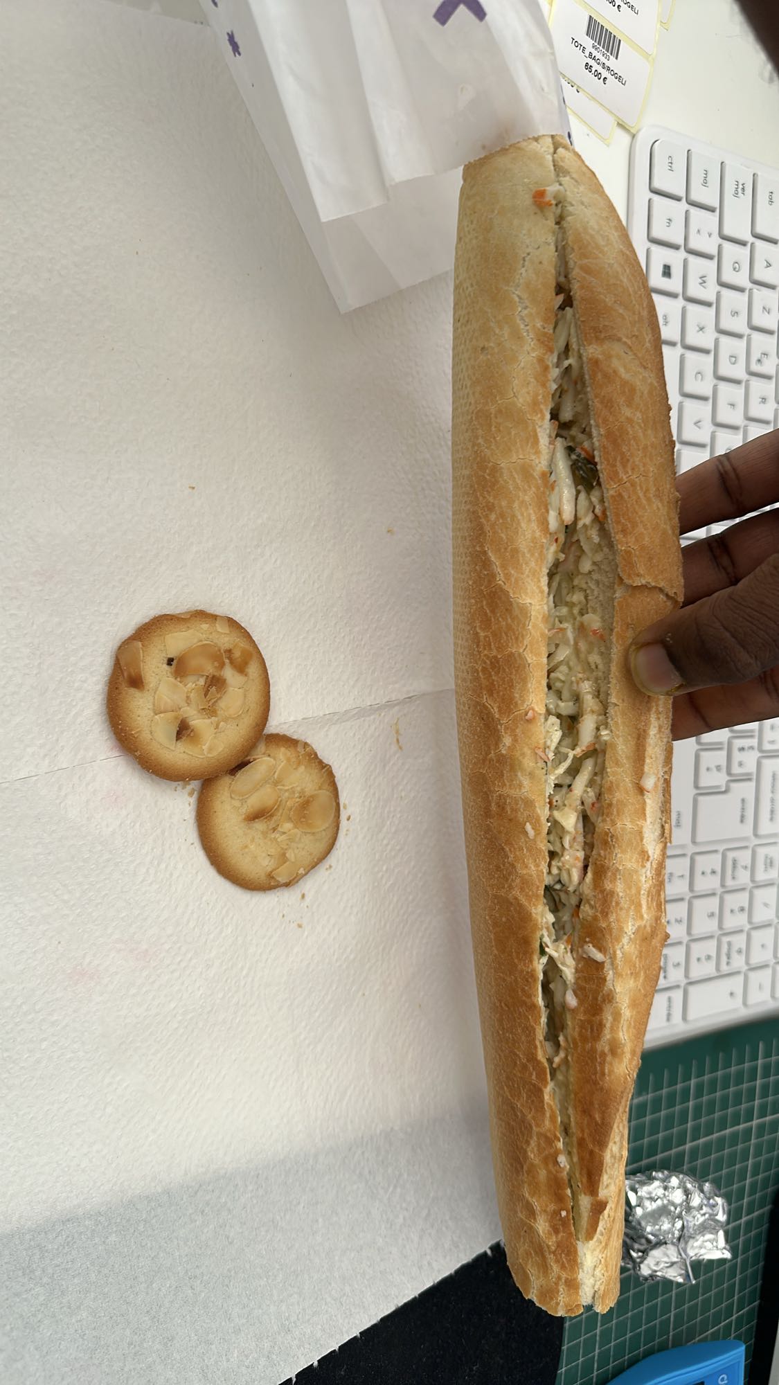 Baguette salade et biscuits