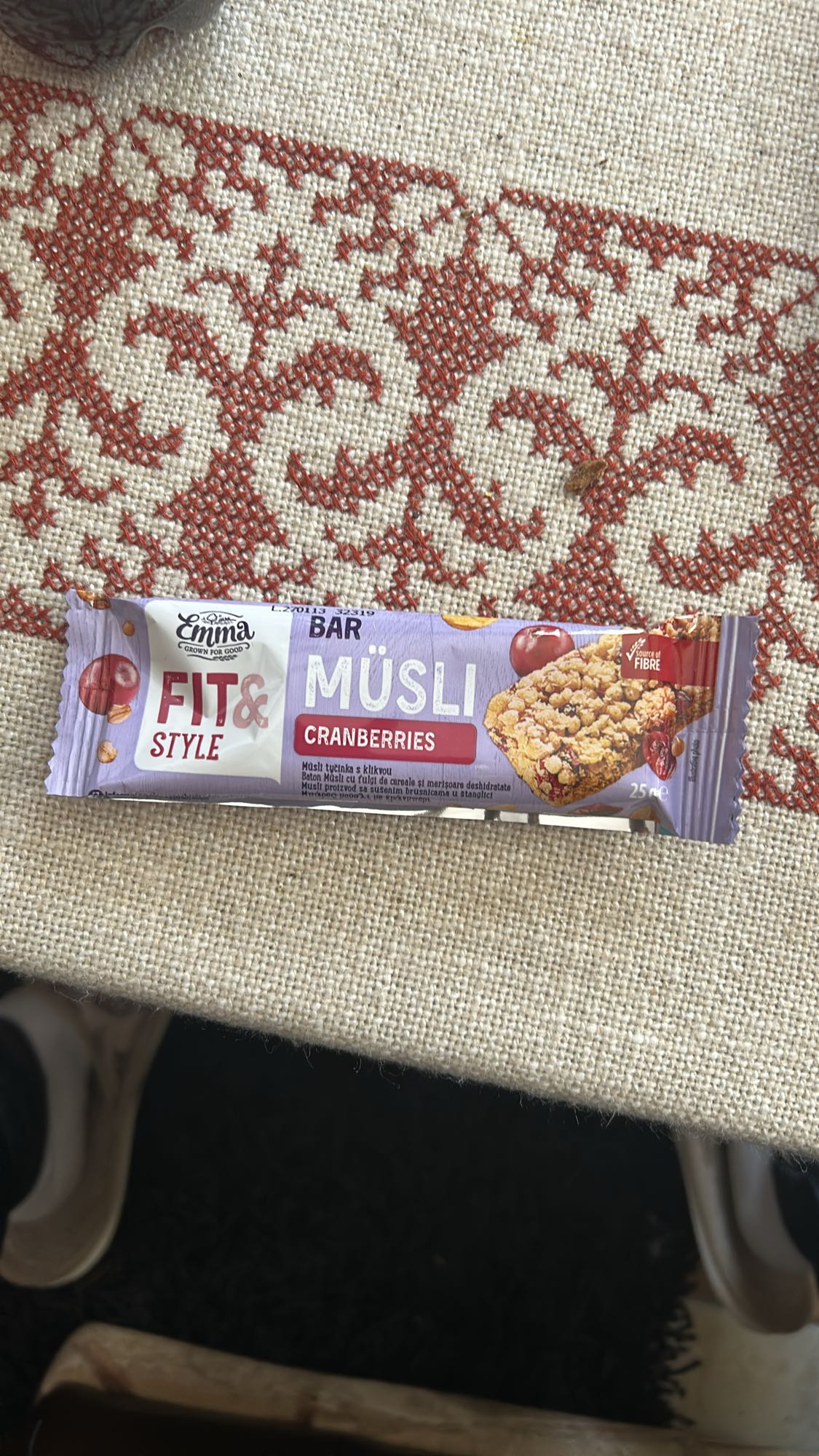 Baton musli cu merisoare