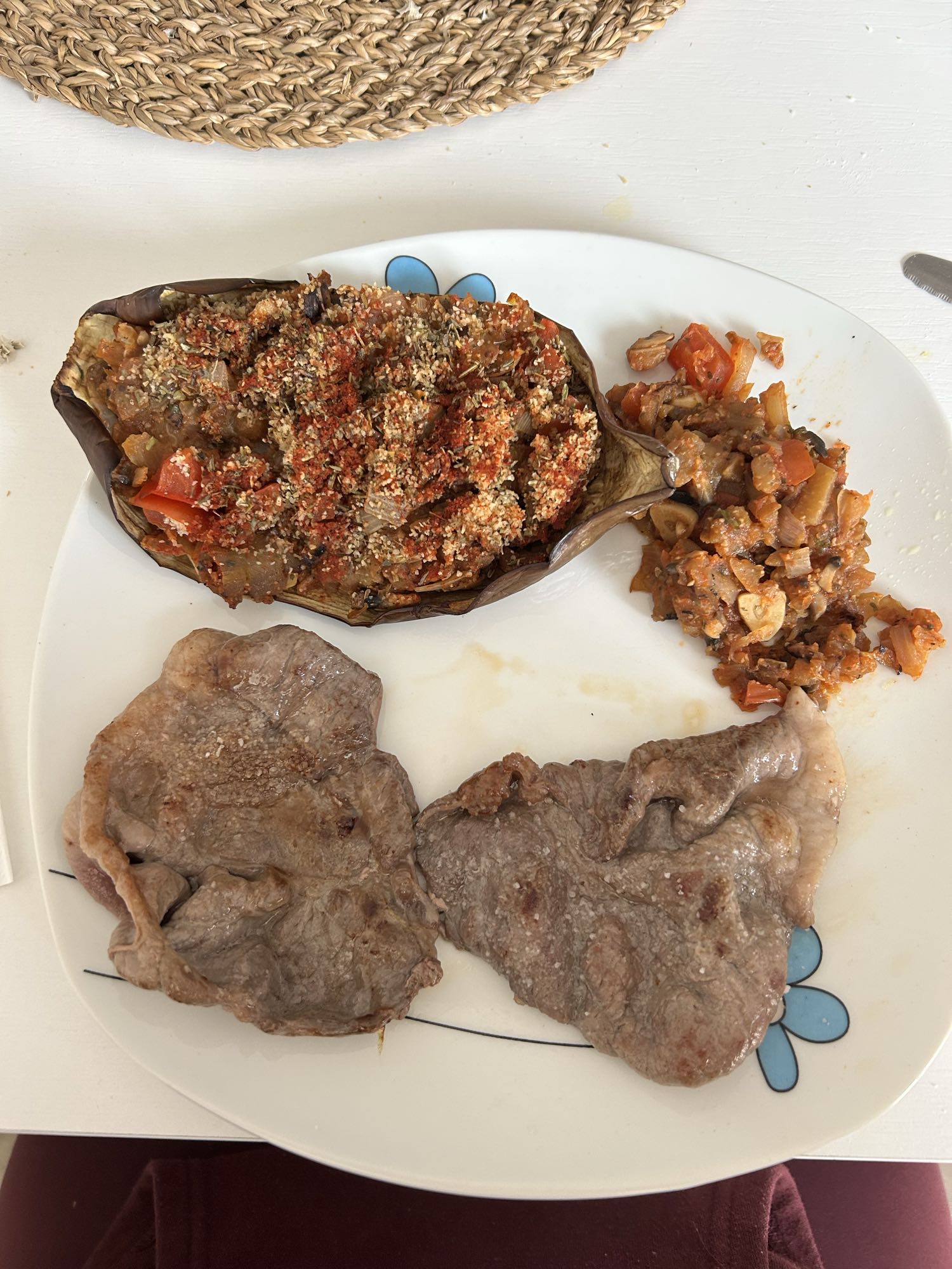 Berenjena rellena y ternera