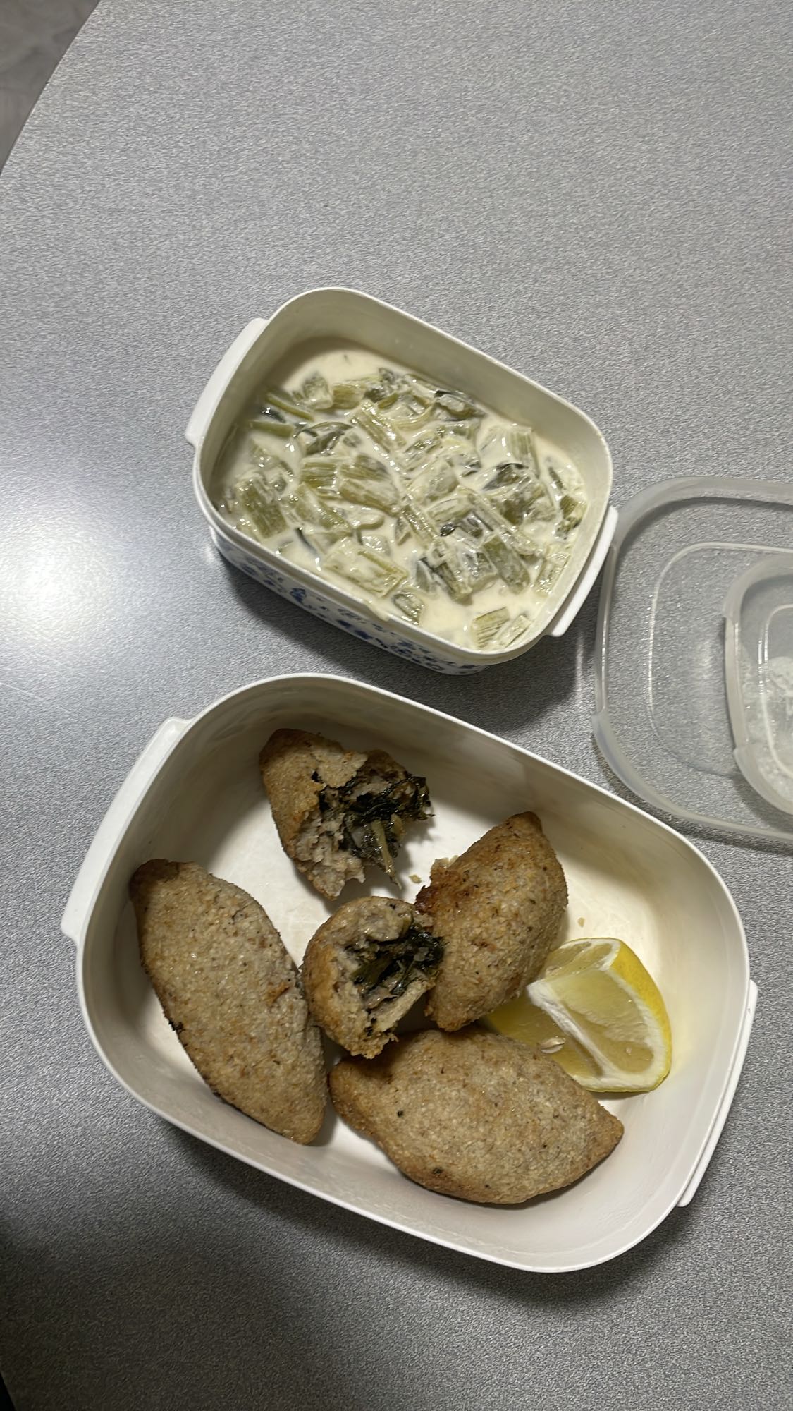 Stuffed kibbeh and yogurt stew